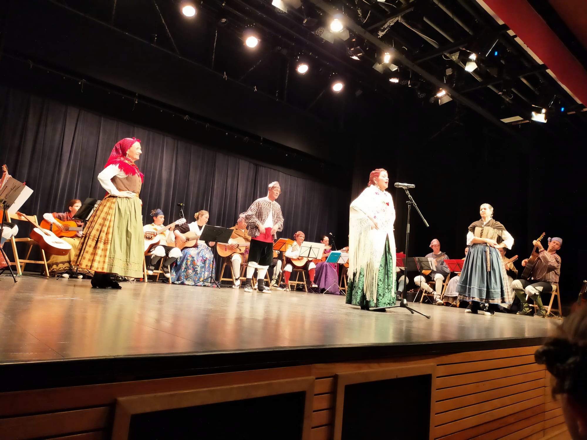Santa Cecilia celebra el final de curso. Foto  Aída Voces