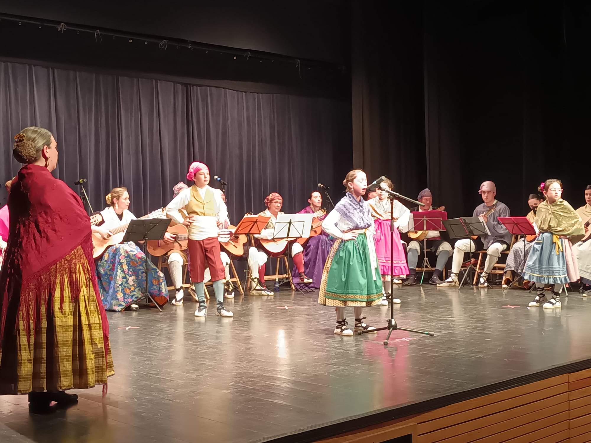 Santa Cecilia celebra el final de curso. Foto Sergio Bercero  