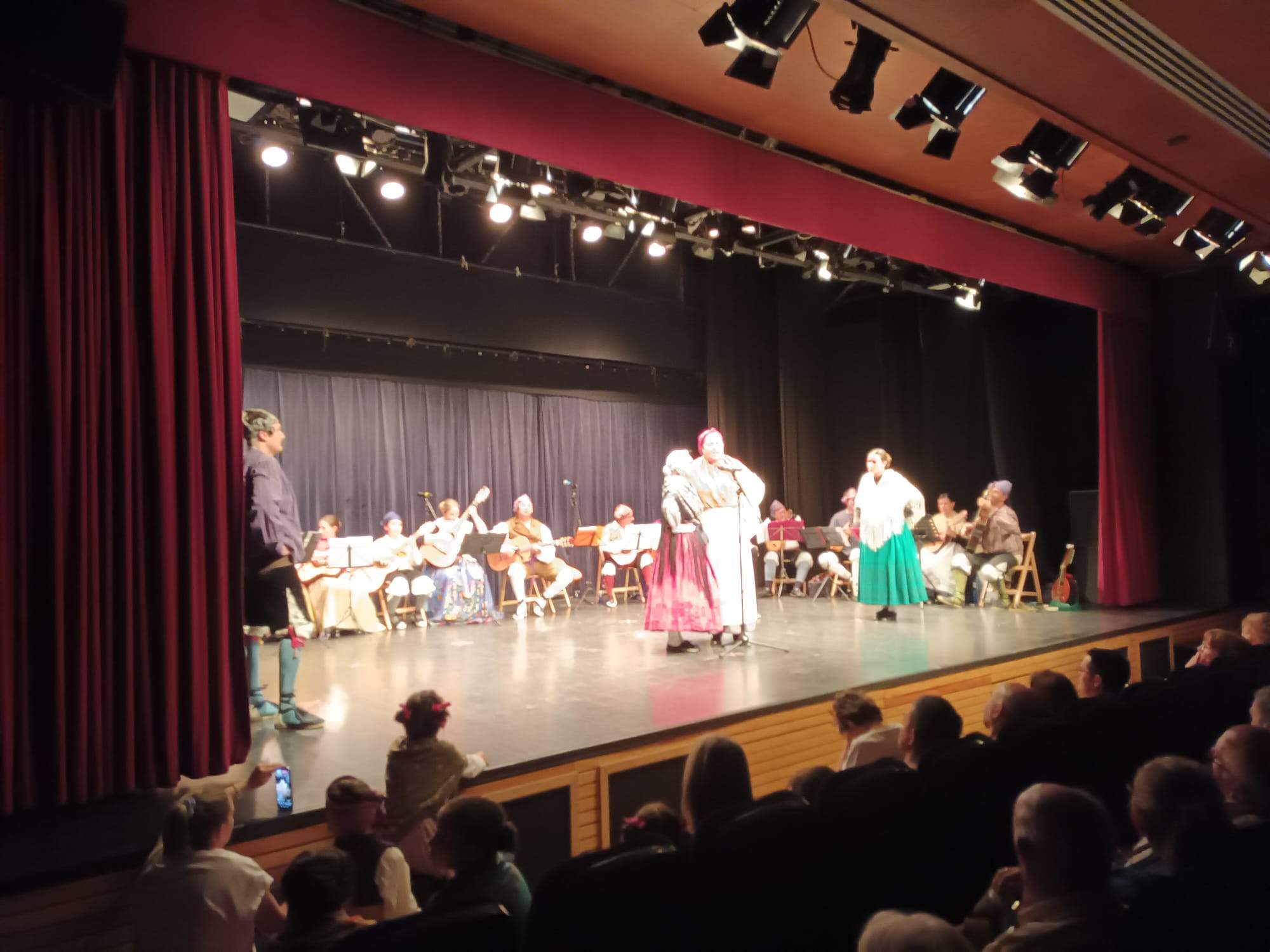 Santa Cecilia celebra el final de curso. Foto Sergio Bercero  