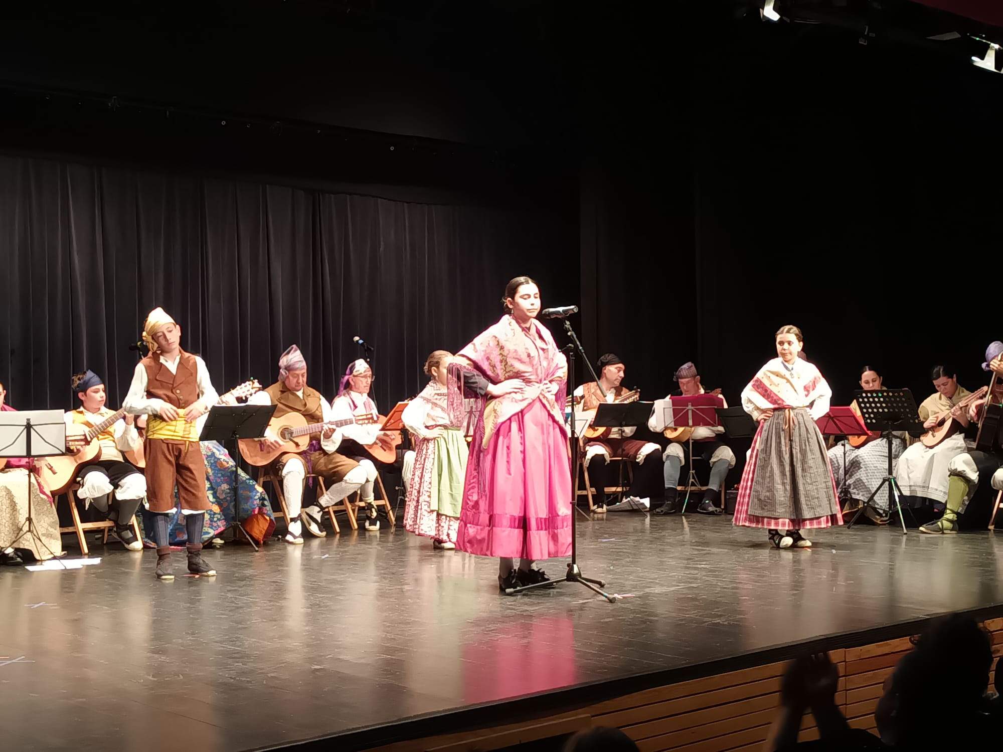 Santa Cecilia celebra el final de curso. Foto Sergio Bercero  