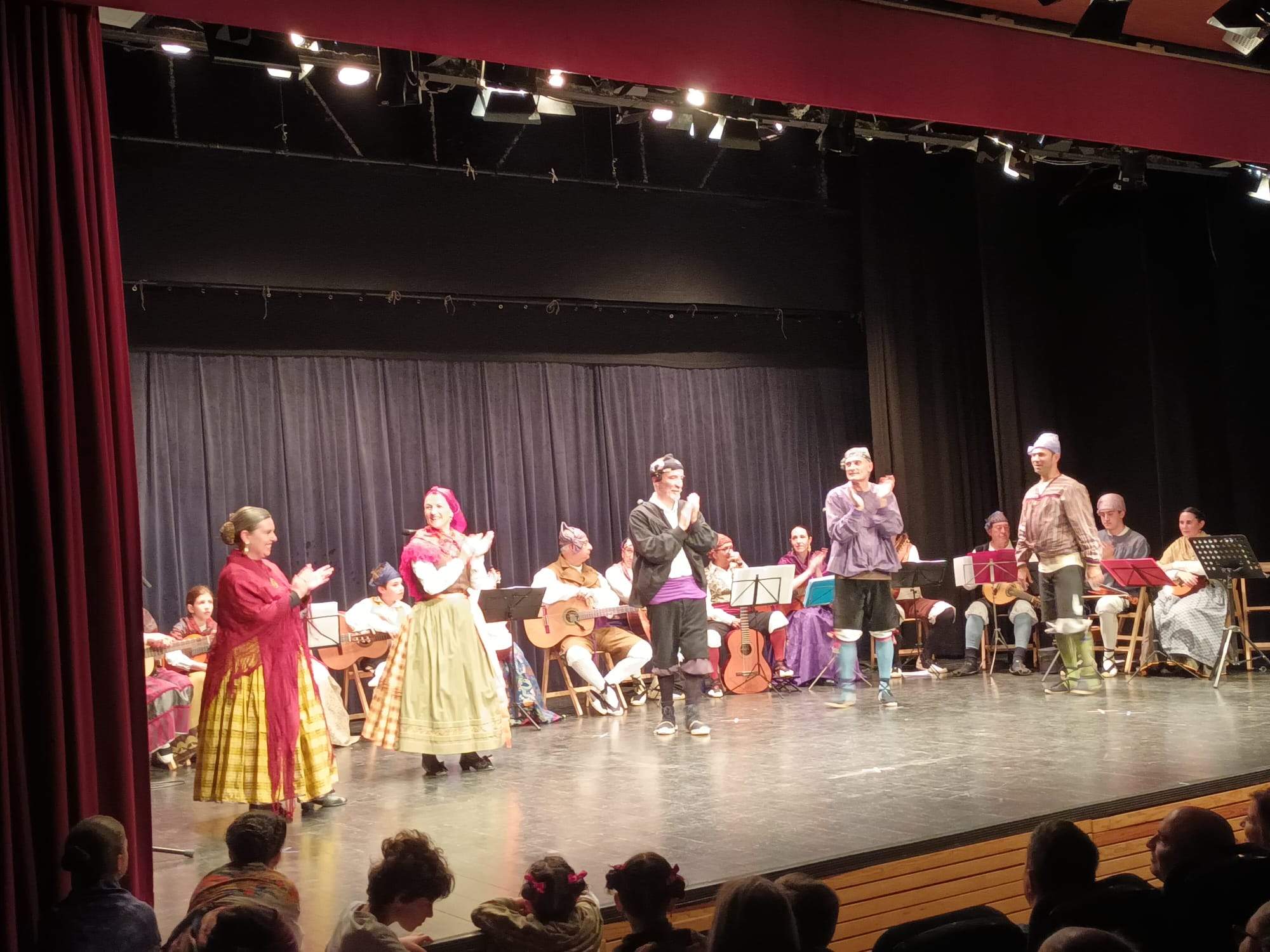 Santa Cecilia celebra el final de curso. Foto Sergio Bercero  