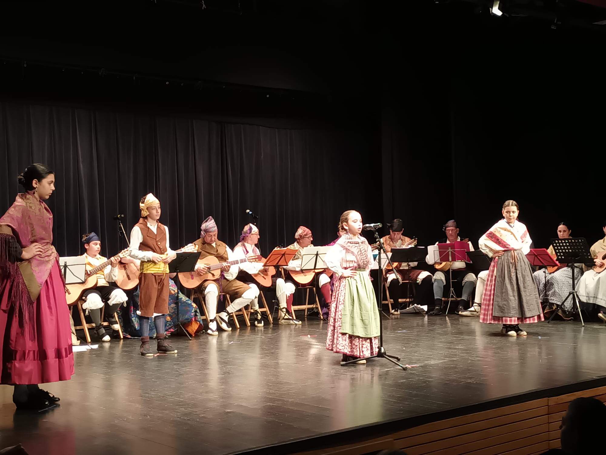 Santa Cecilia celebra el final de curso. Foto Sergio Bercero  