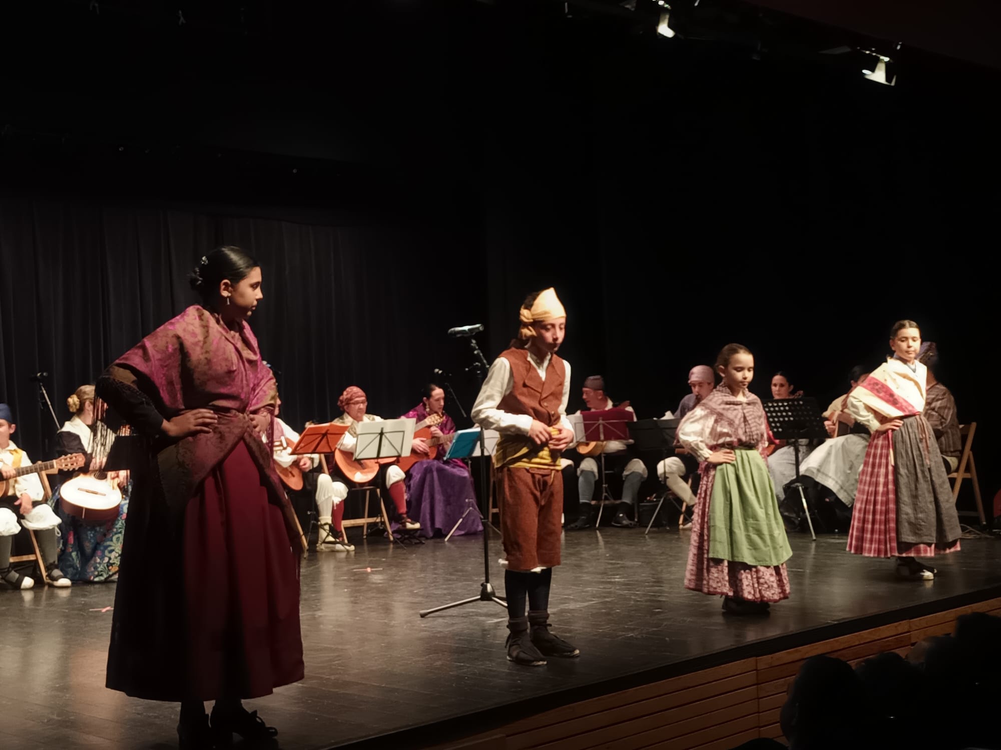 Santa Cecilia celebra el final de curso. Foto Sergio Bercero  