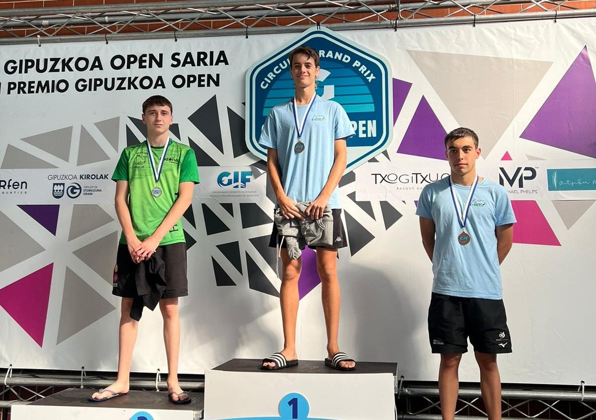 Diego Roselló, plata en 200 m. estilos, fue el que más premios recibió por parte de los zoitistas.