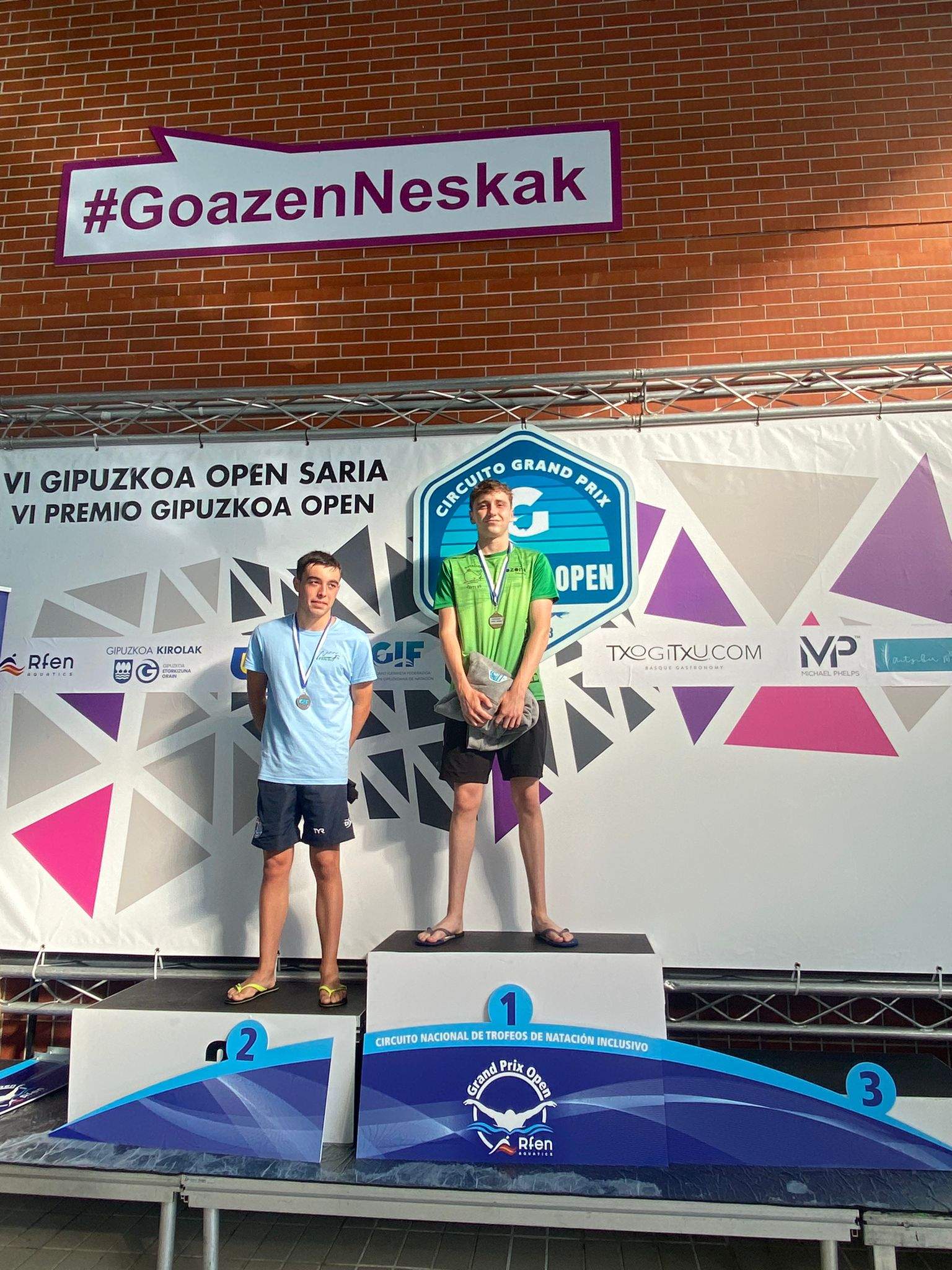 Diego Roselló, oro en 400 estilos