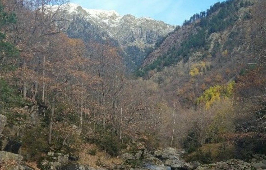 La Universidad quiere promover la actividad física a través de su programa anual de rutas senderistas