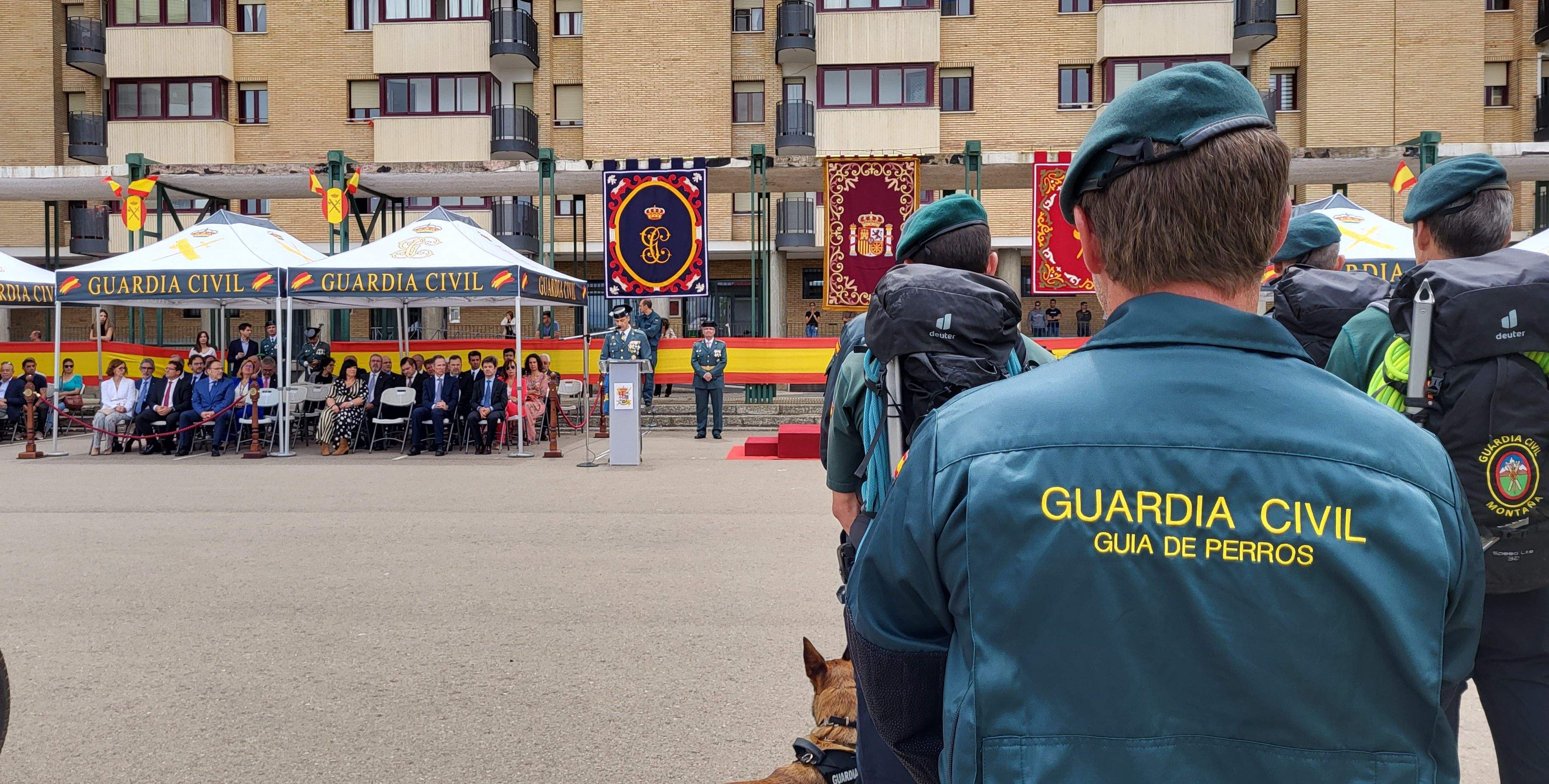 Celebración en Huesca del 179 aniversario de la Guardia Civil. Foto: Mercedes Manterola