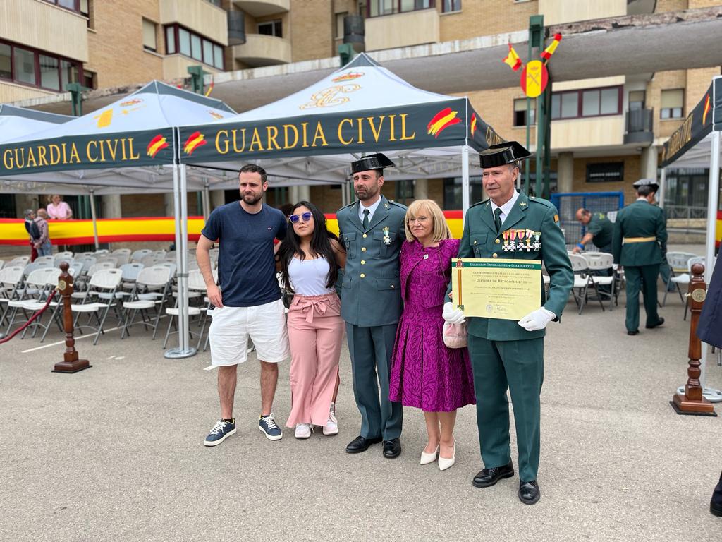 Celebración en Huesca del 179 aniversario de la Guardia Civil. Foto: Mercedes Manterola
