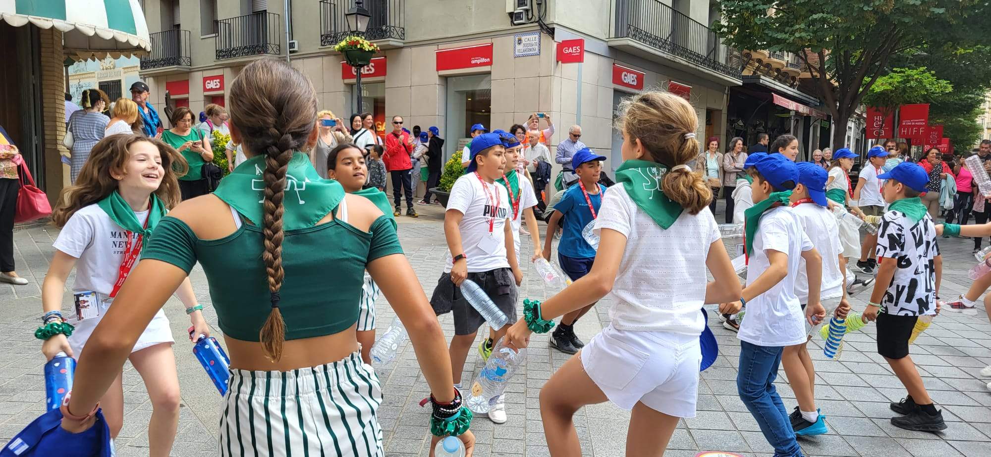 Mercado de cooperativas escolares del programa "Aprender a emprender". Foto: Myriam Martínez