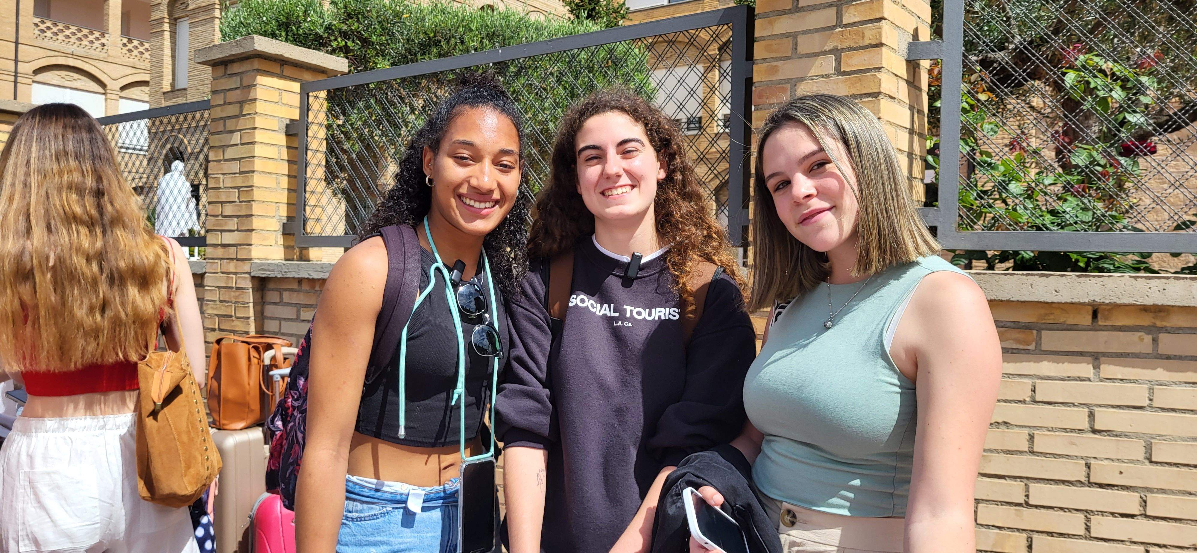 Salida a Salou de los estudiantes de Huesca que han acabado la Evau. Foto: Mercedes Manterola