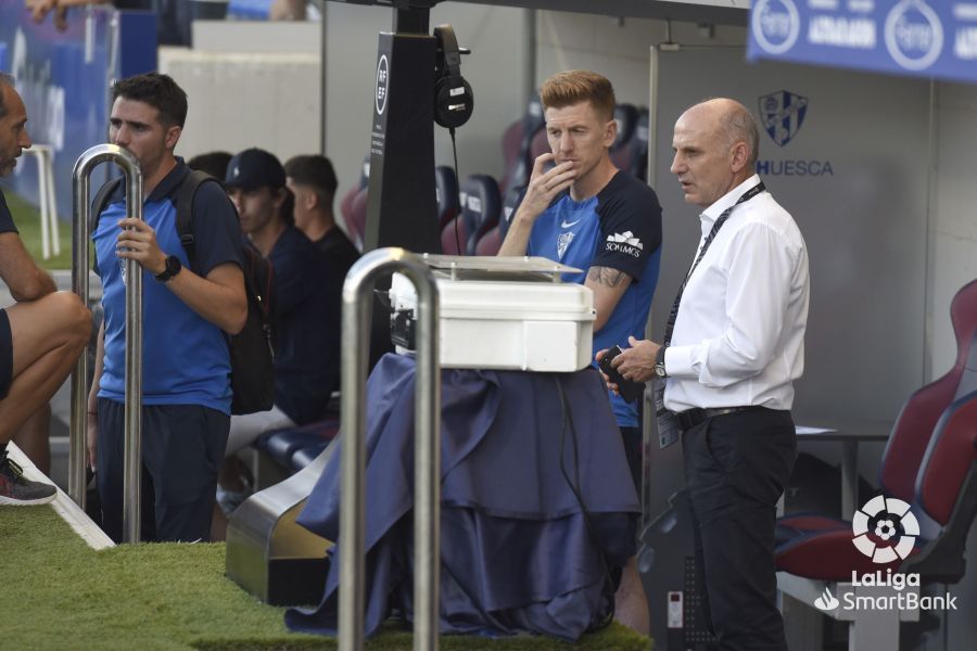 Minutos antes del inicio del partido Huesca Ibiza. Foto Laliga 