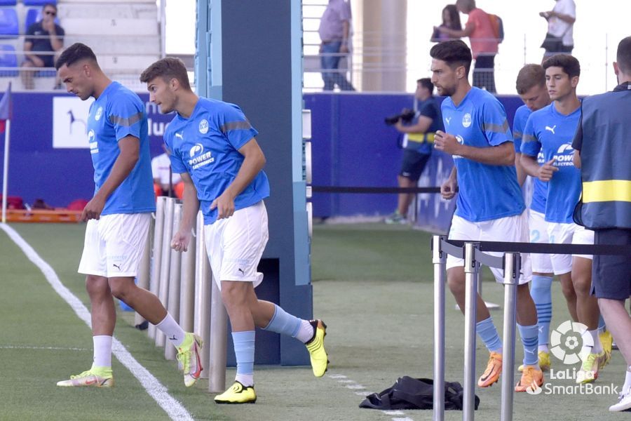 Minutos antes del inicio del partido Huesca Ibiza. Foto Laliga 