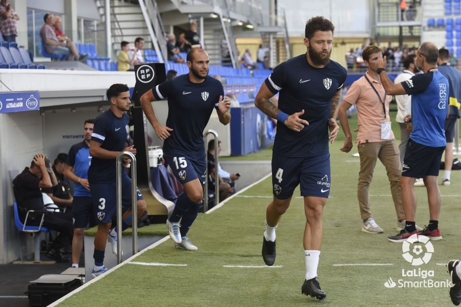 Minutos antes del inicio del partido Huesca Ibiza. Foto Laliga