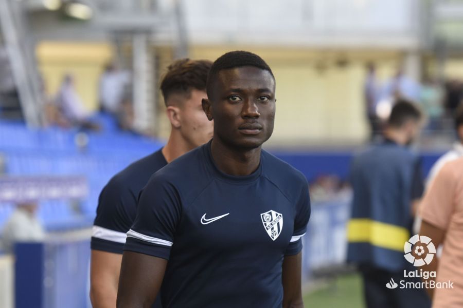 Minutos antes del inicio del partido Huesca Ibiza. Foto Laliga 