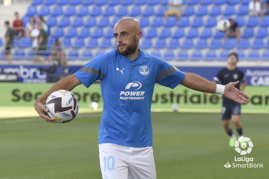 Minutos antes del inicio del partido Huesca Ibiza. Foto Laliga 
