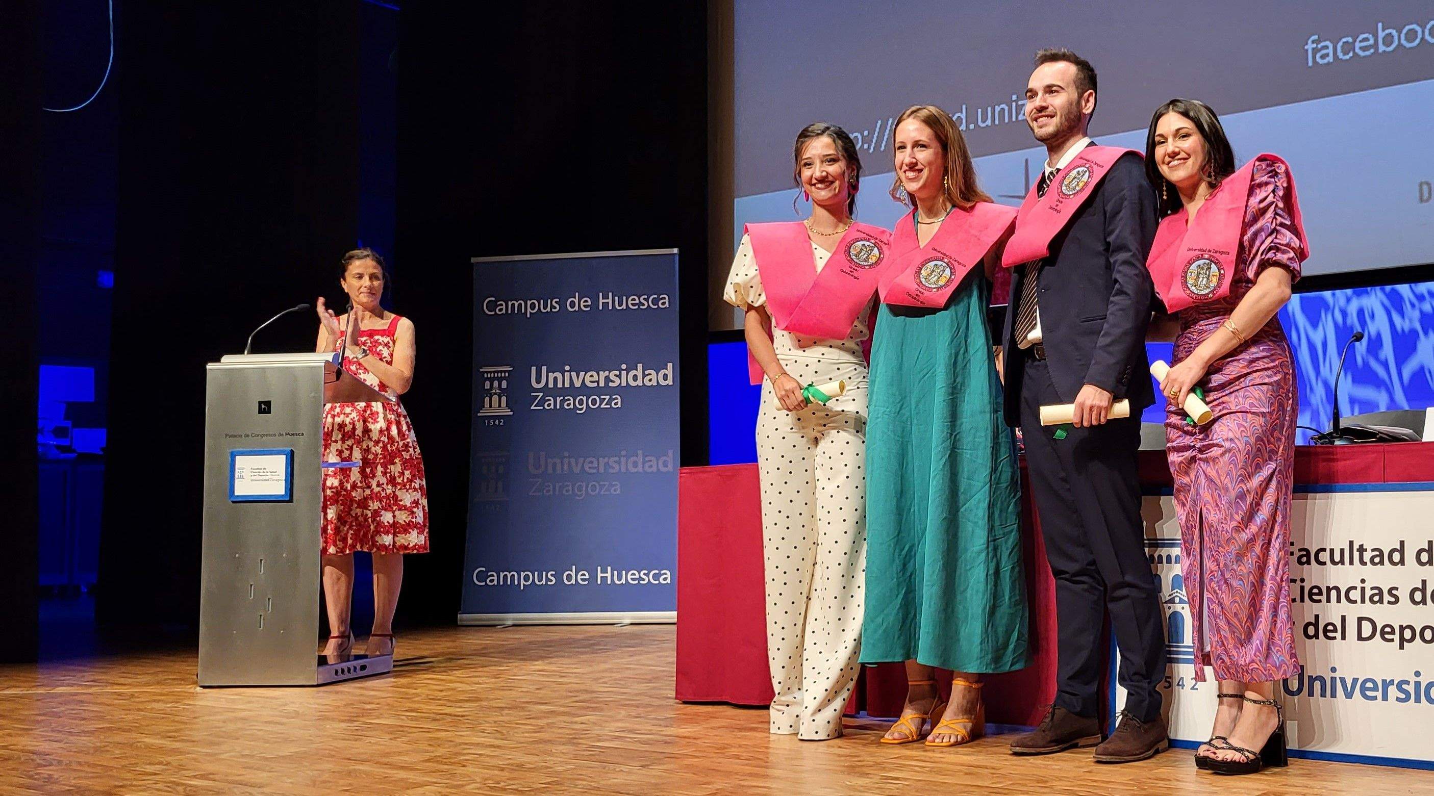 Graduación del alumnado de la Facultad de Ciencias de la Salud y el Deporte de Huesca. Foto Myriam Martínez