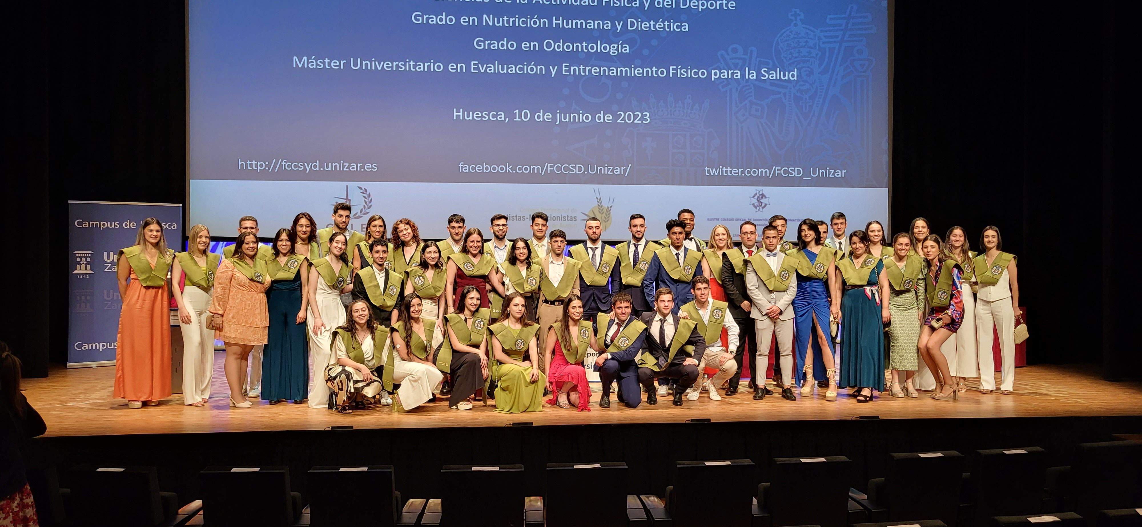 Graduación del alumnado de la Facultad de Ciencias de la Salud y el Deporte de Huesca. Foto Myriam Martínez