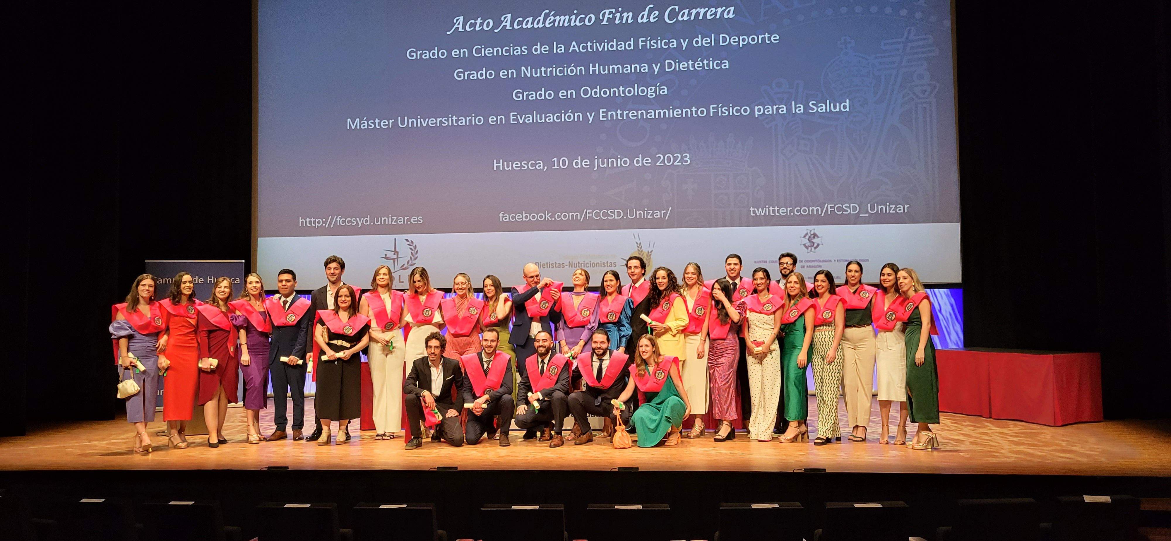 Graduación del alumnado de la Facultad de Ciencias de la Salud y el Deporte de Huesca. Foto Myriam Martínez