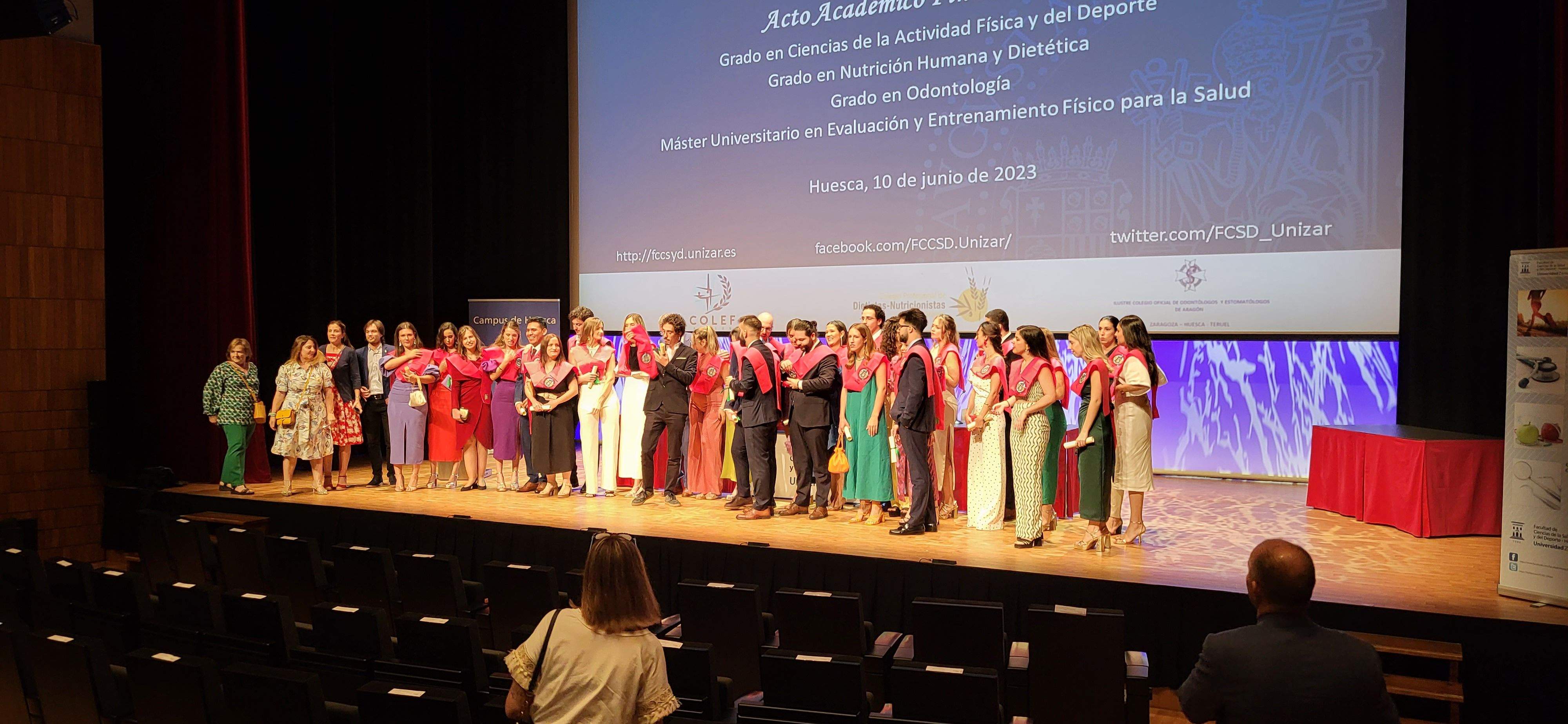 Graduación del alumnado de la Facultad de Ciencias de la Salud y el Deporte de Huesca. Foto Myriam Martínez