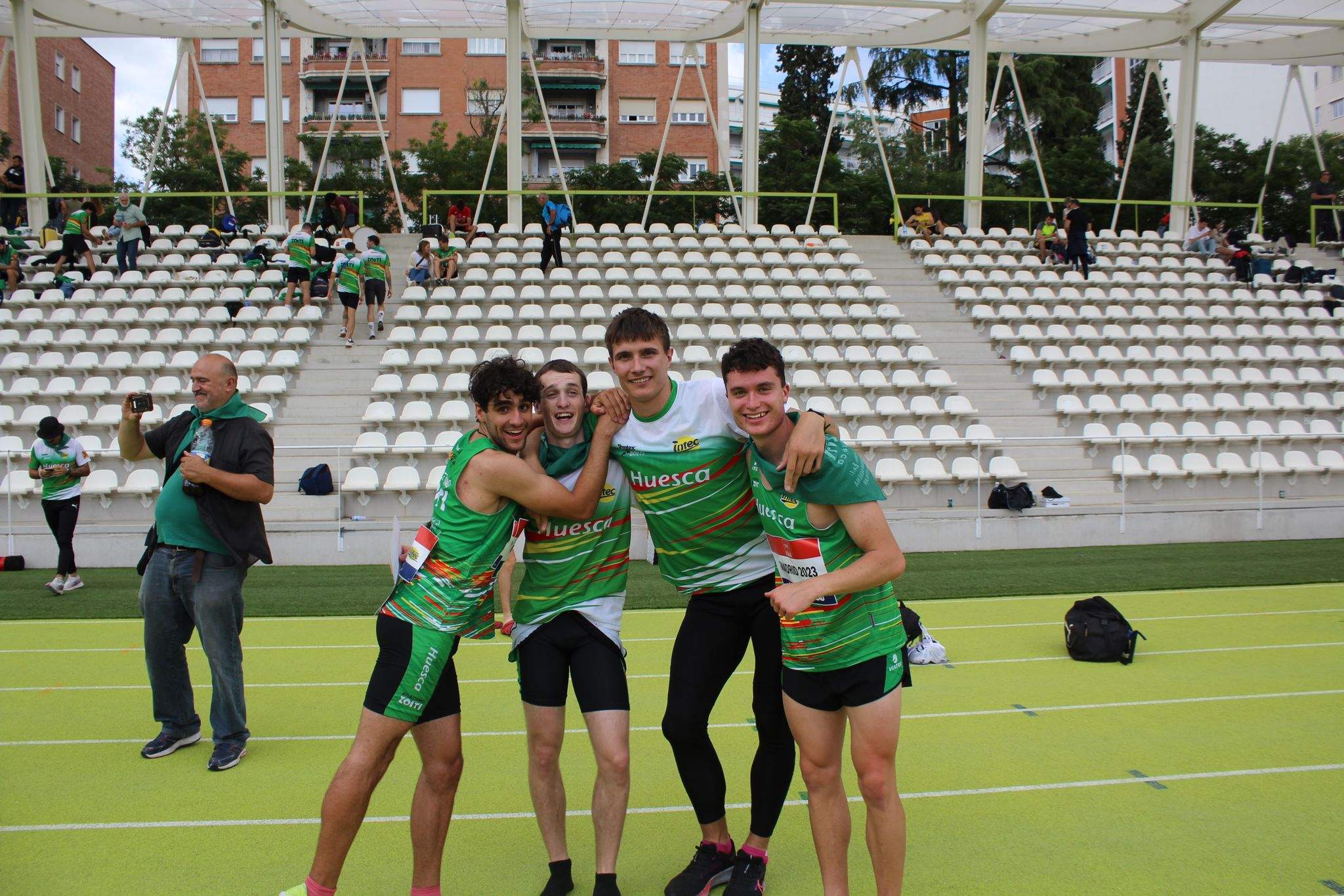 El relevo 4x400 ha sabido "rematar" la faena.