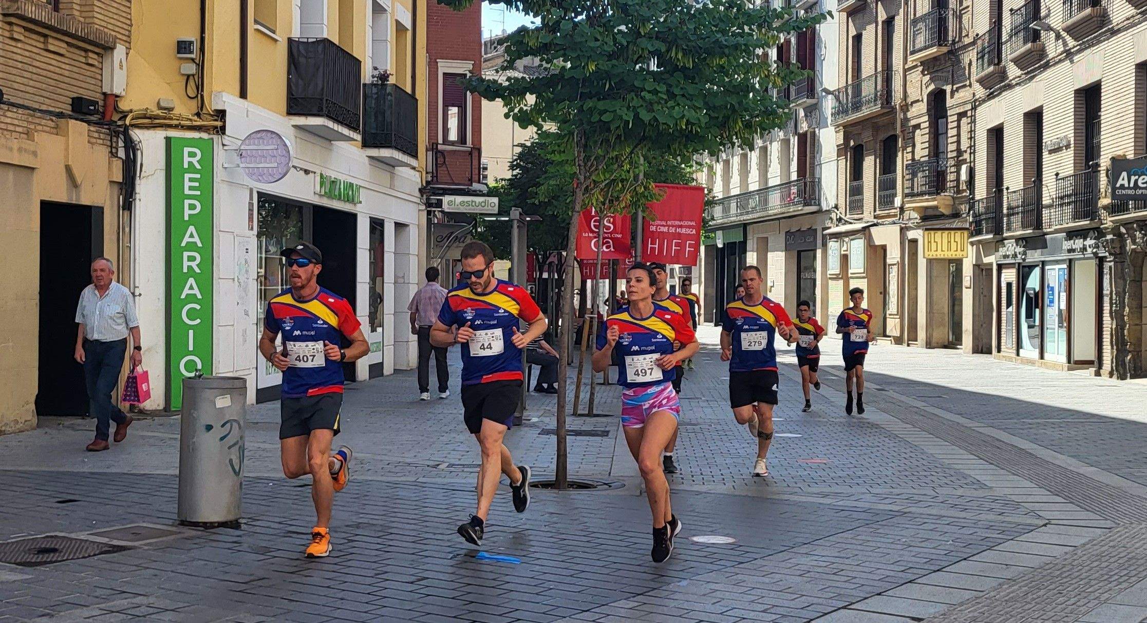 Carrera Ruta 091 en favor de Araela en Huesca. Foto: Mercedes Manterola