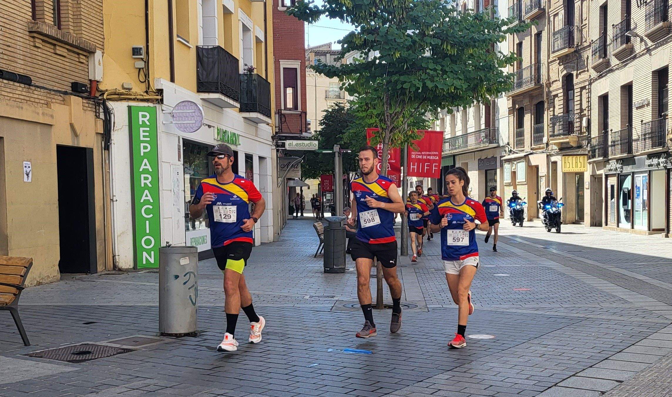 Carrera Ruta 091 en favor de Araela en Huesca. Foto: Mercedes Manterola