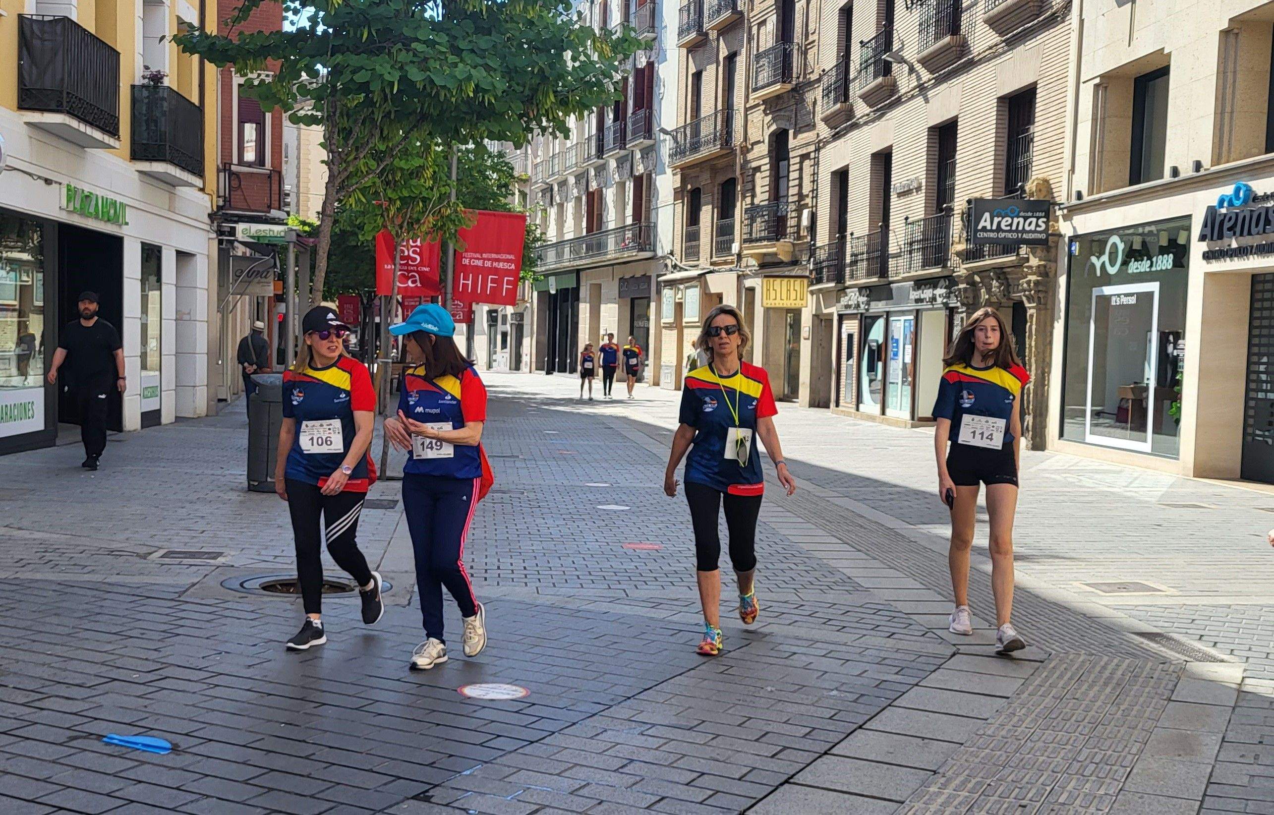 Carrera Ruta 091 en favor de Araela en Huesca. Foto: Mercedes Manterola