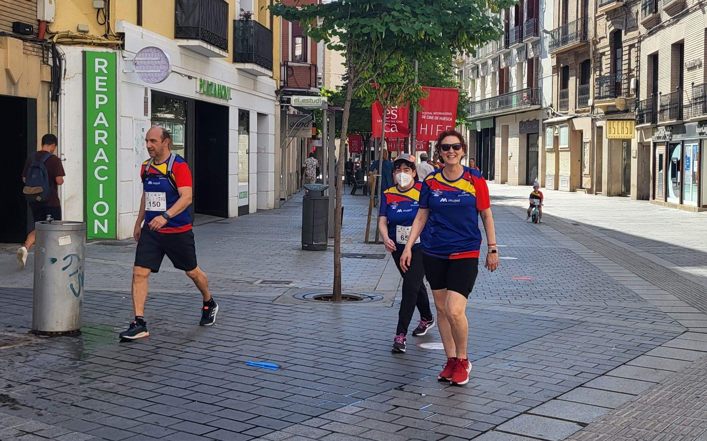 Carrera Ruta 091 en favor de Araela en Huesca. Foto: Mercedes Manterola