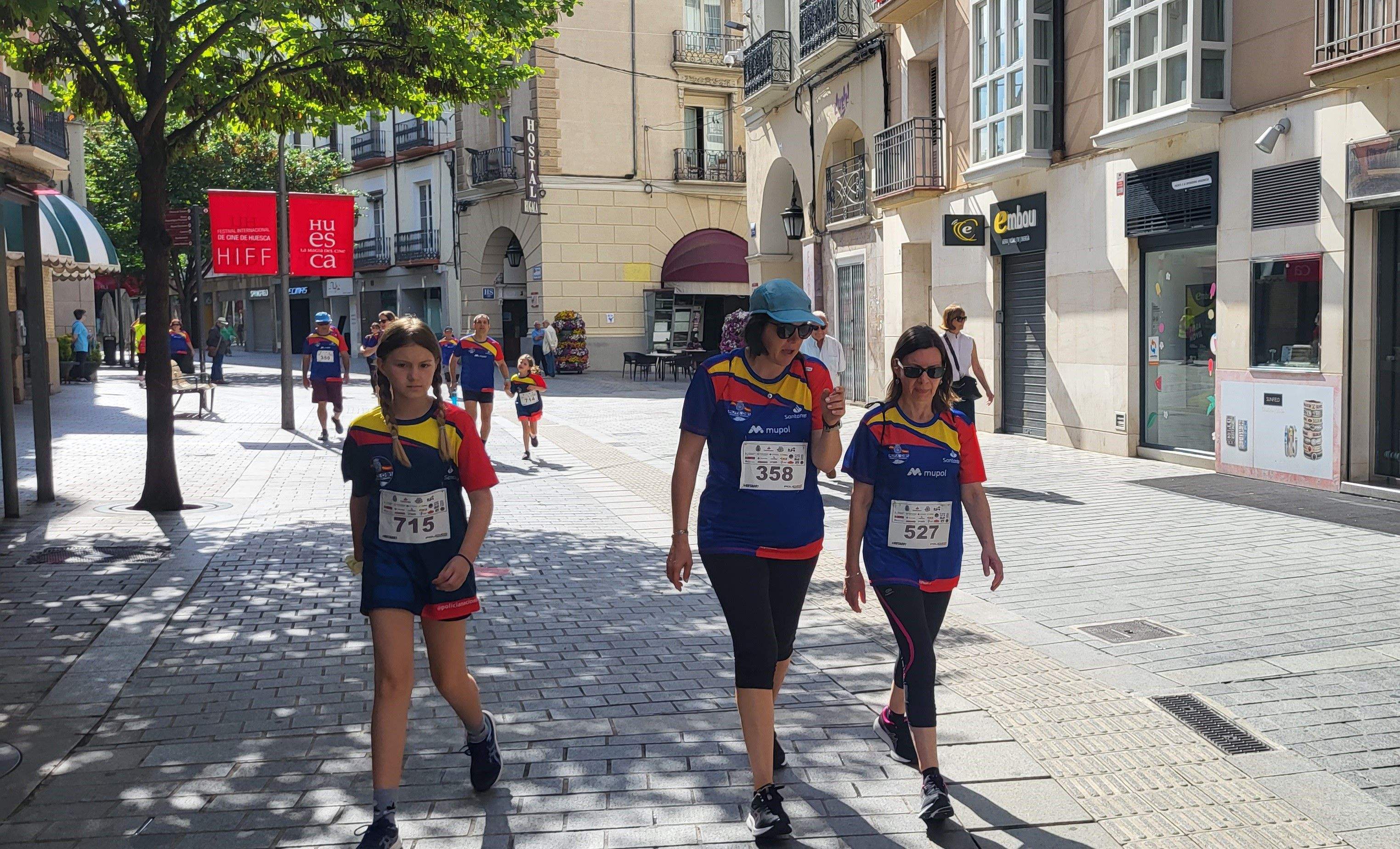 Carrera Ruta 091 en favor de Araela en Huesca. Foto: Mercedes Manterola