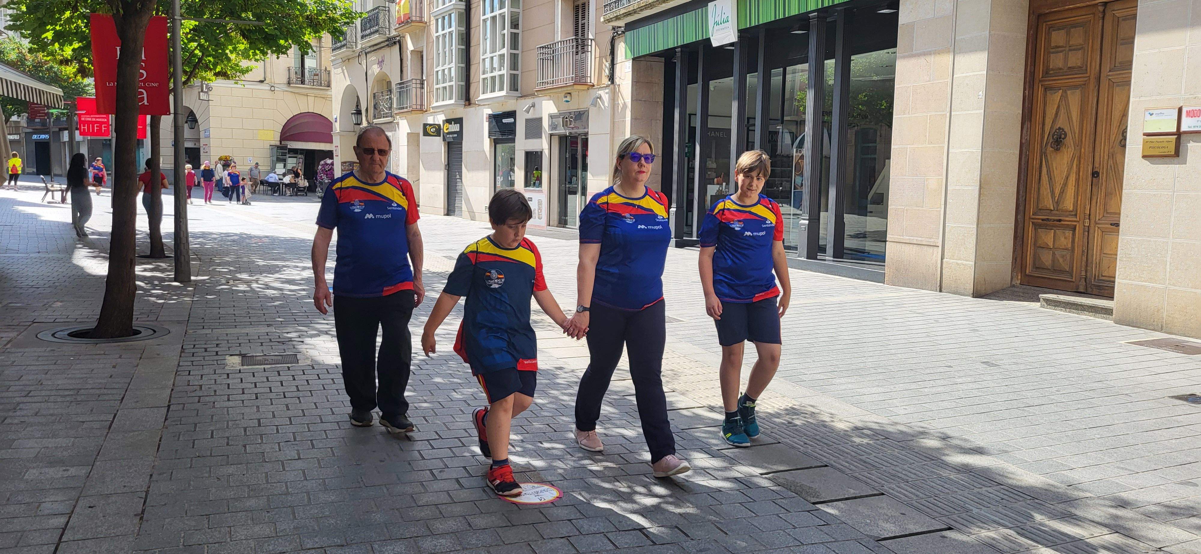 Carrera Ruta 091 en favor de Araela en Huesca. Foto: Mercedes Manterola