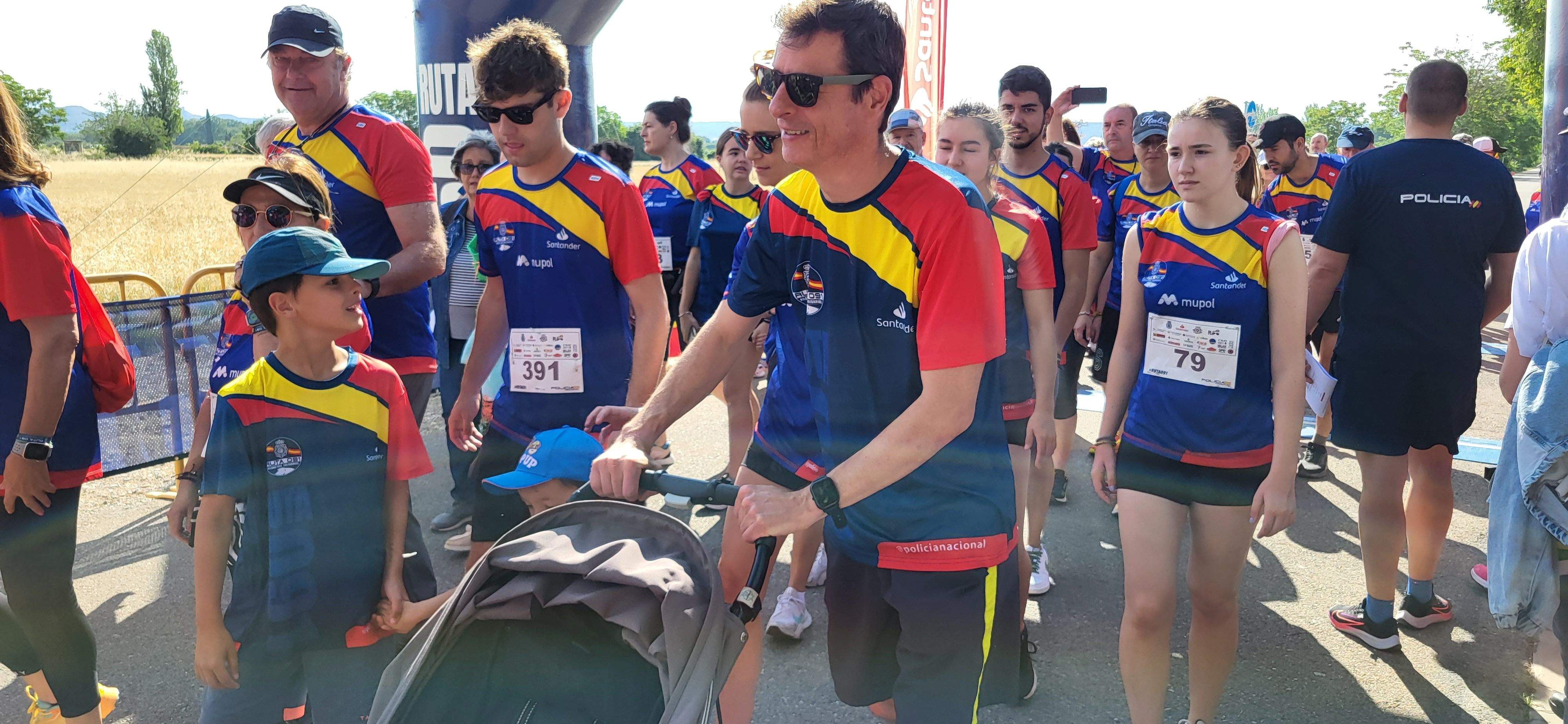 Carrera Ruta 091 en Huesca en favor de los enfermos de ELA. Foto Myriam Martínez