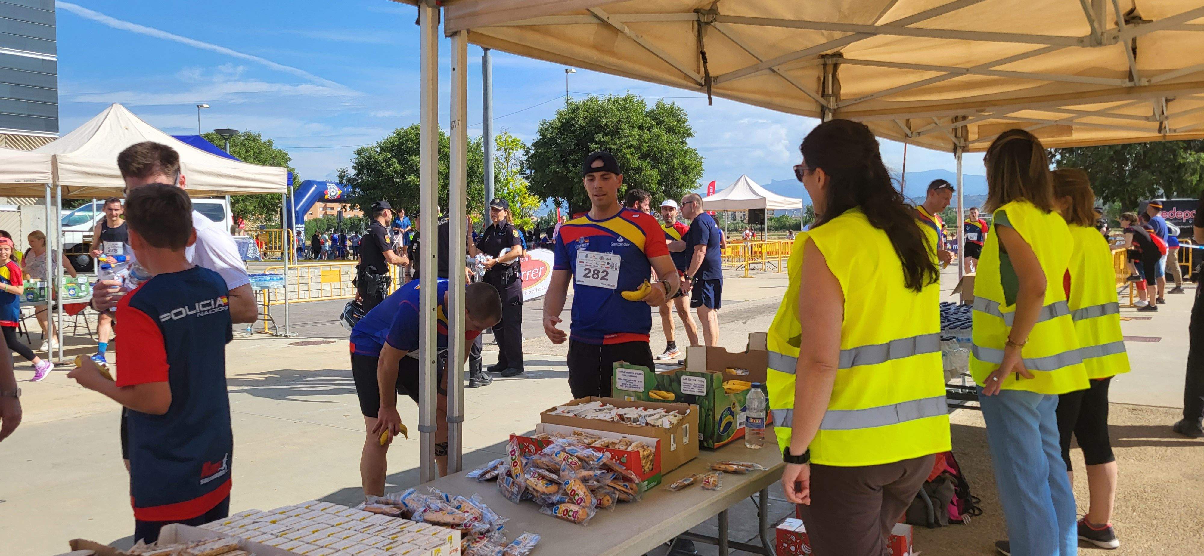Carrera Ruta 091 en Huesca en favor de los enfermos de ELA. Foto Myriam Martínez