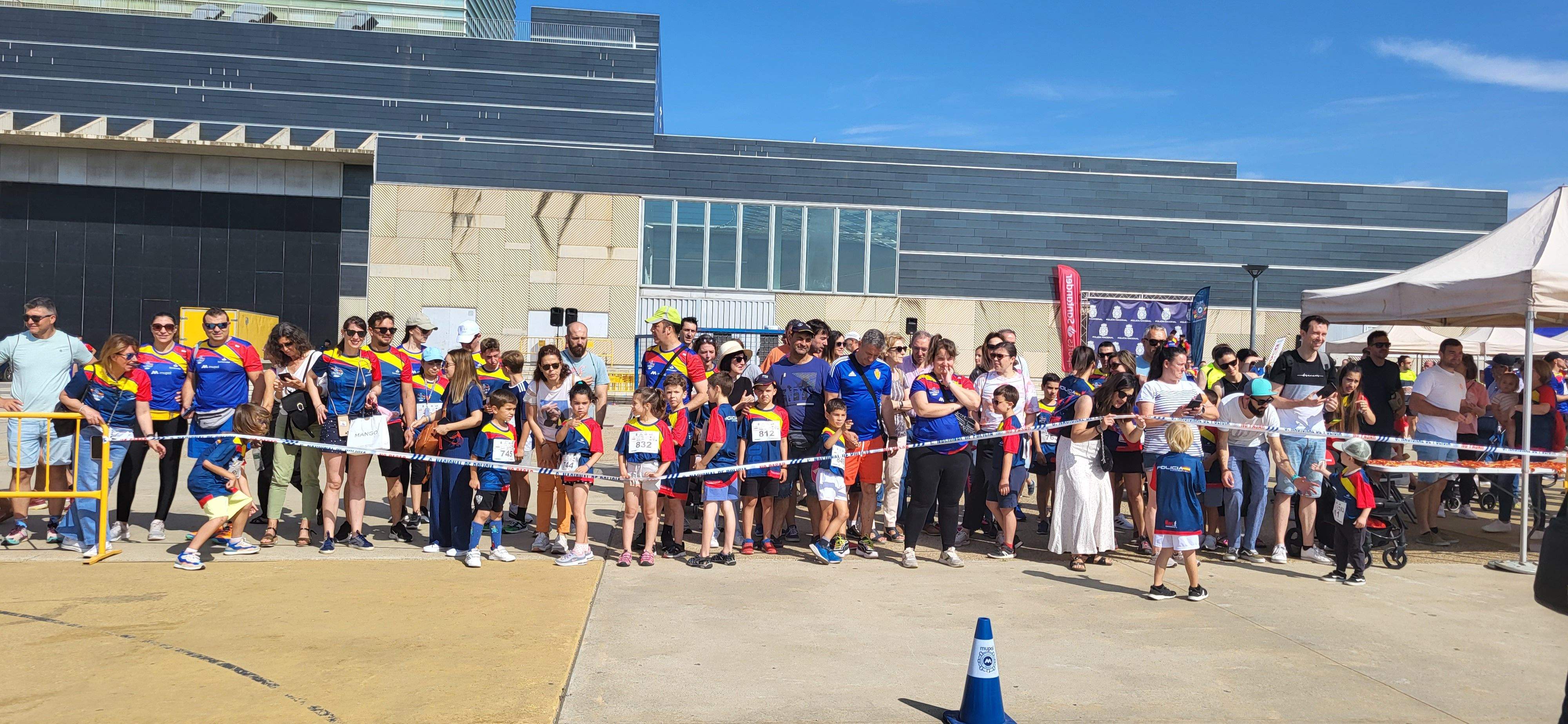 Carrera Ruta 091 en Huesca en favor de los enfermos de ELA. Foto Myriam Martínez