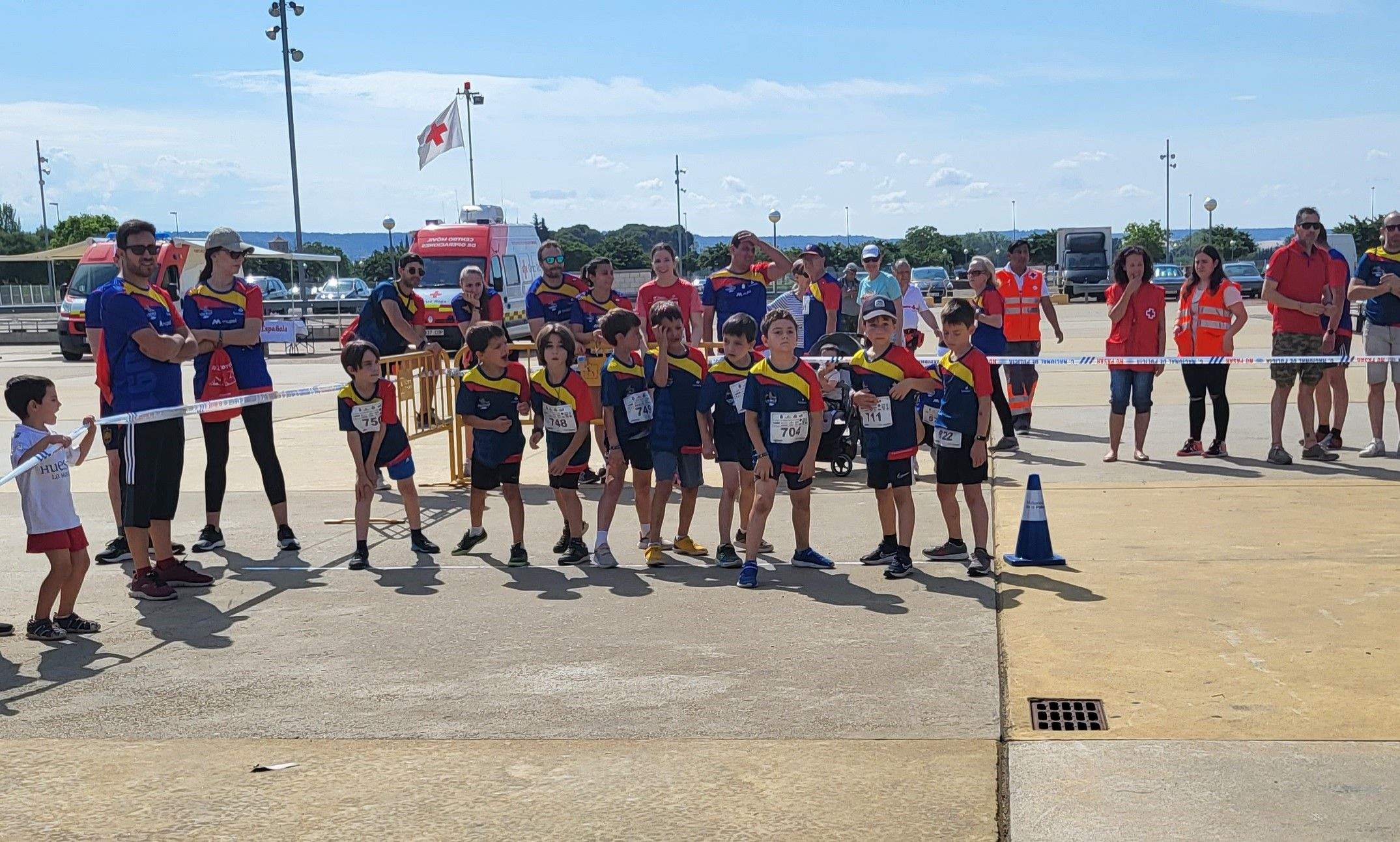 Carrera Ruta 091 en Huesca en favor de los enfermos de ELA. Foto Myriam Martínez