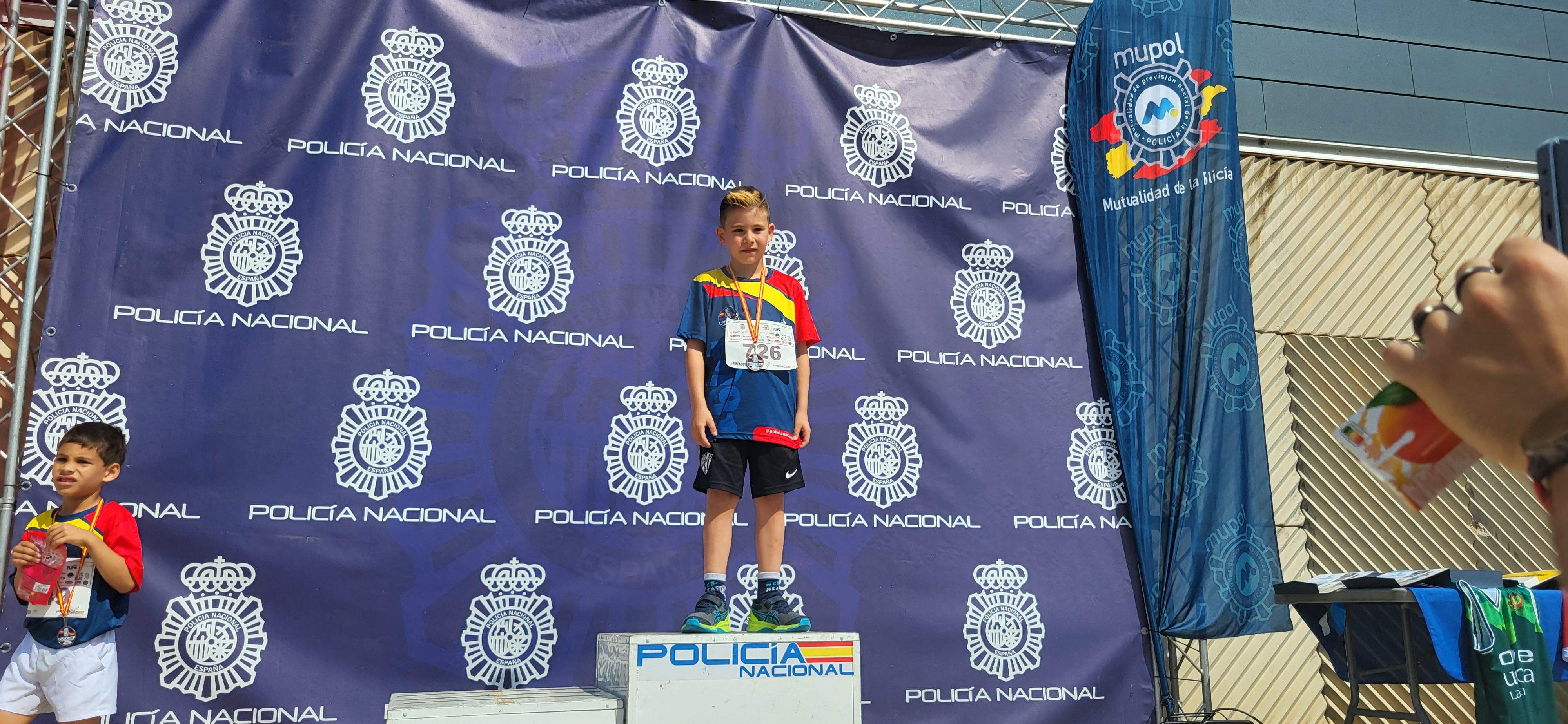 Carrera Ruta 091 en Huesca en favor de los enfermos de ELA. Foto Myriam Martínez