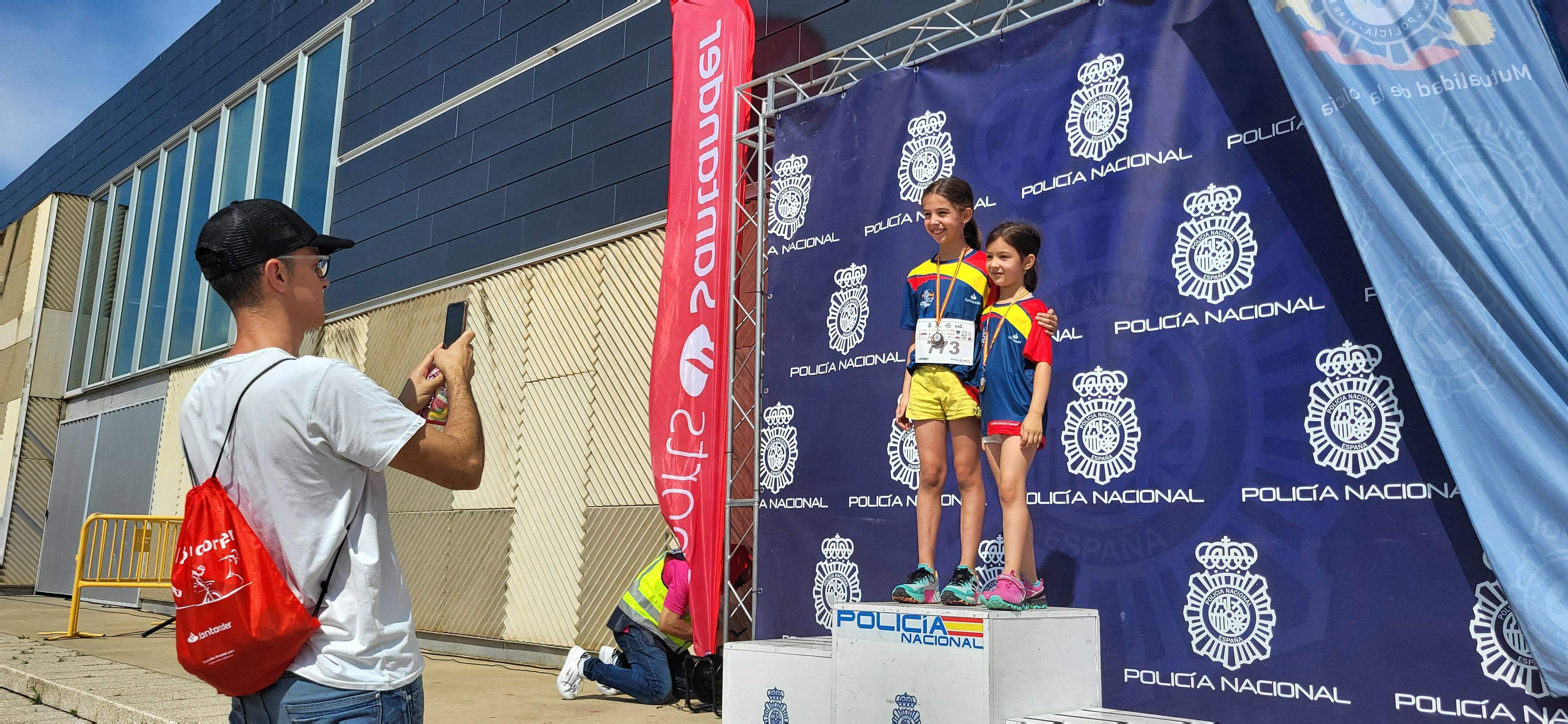Carrera Ruta 091 en Huesca en favor de los enfermos de ELA. Foto Myriam Martínez