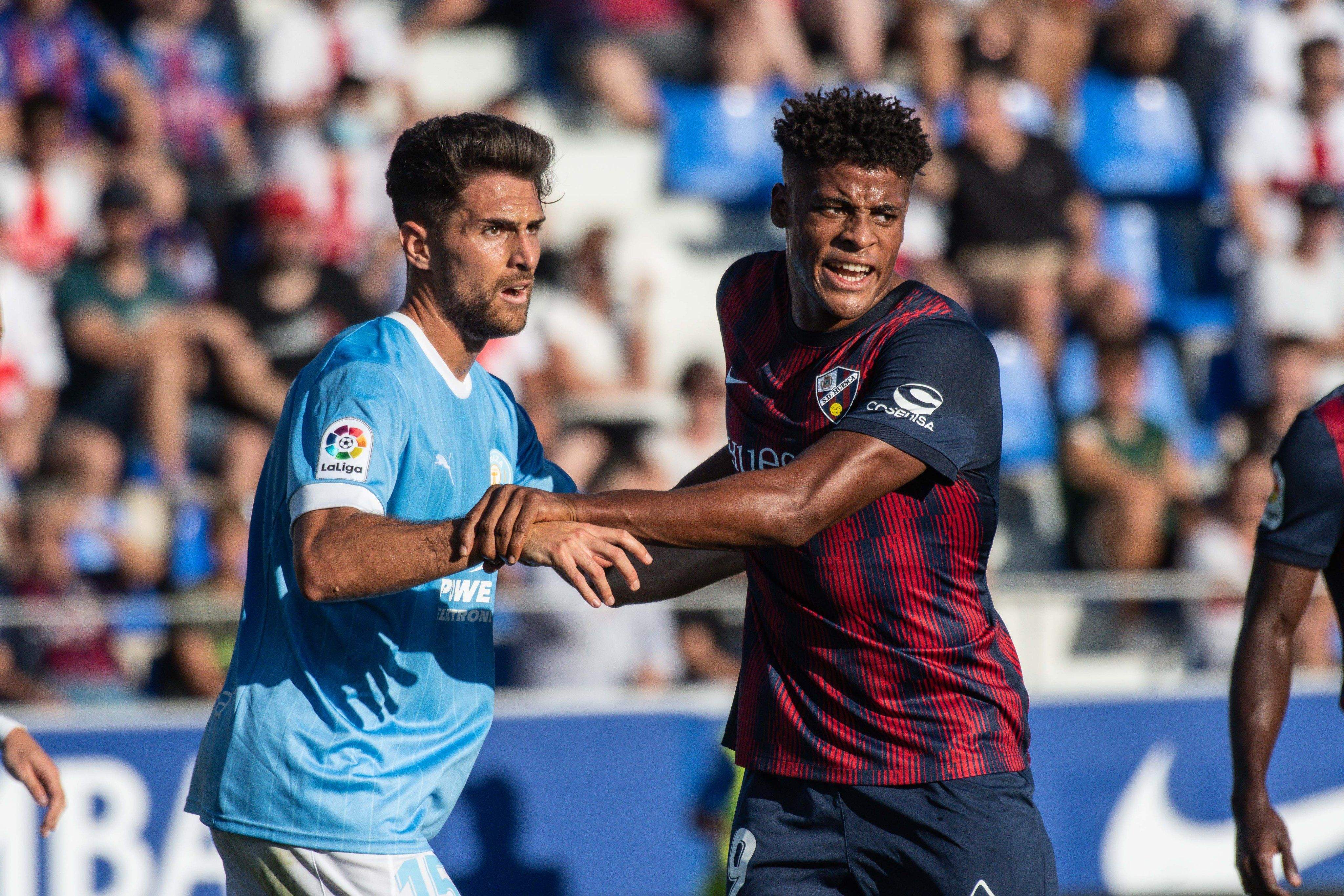 Kevin Carlos en un momento del partido. Foto: SD Huesca