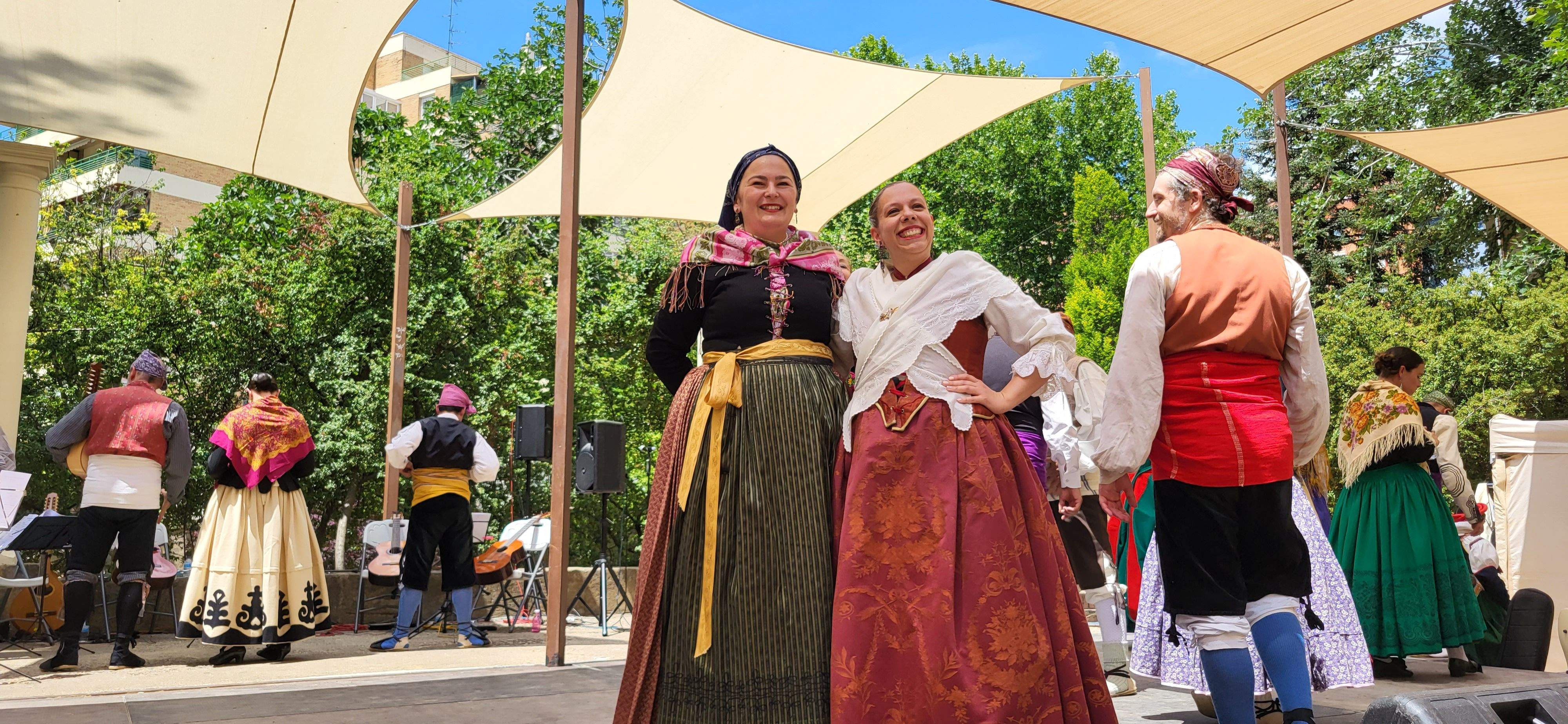 Agrupación Folklórica Santa Cecilia. Foto Myriam Martínez