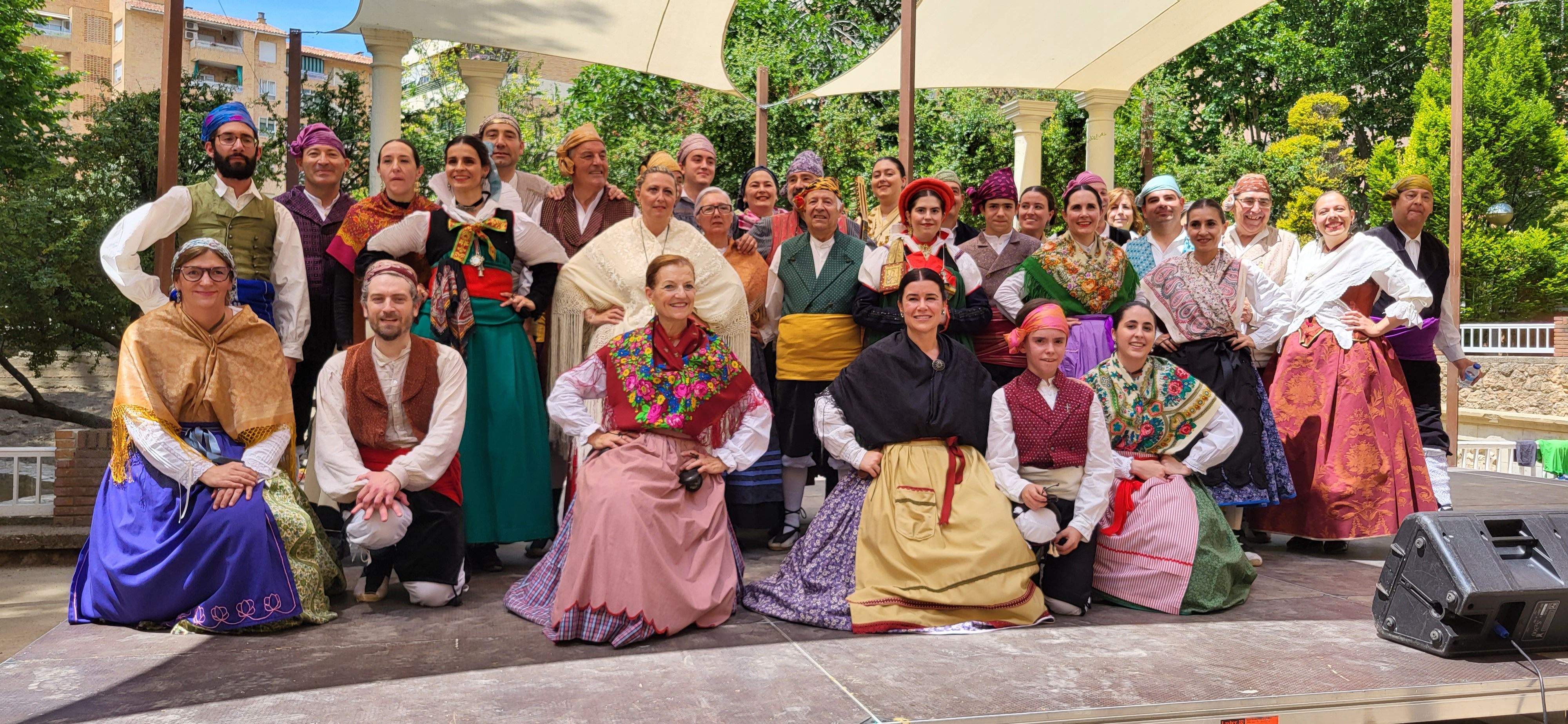 Agrupación Folklórica Santa Cecilia. Foto Myriam Martínez