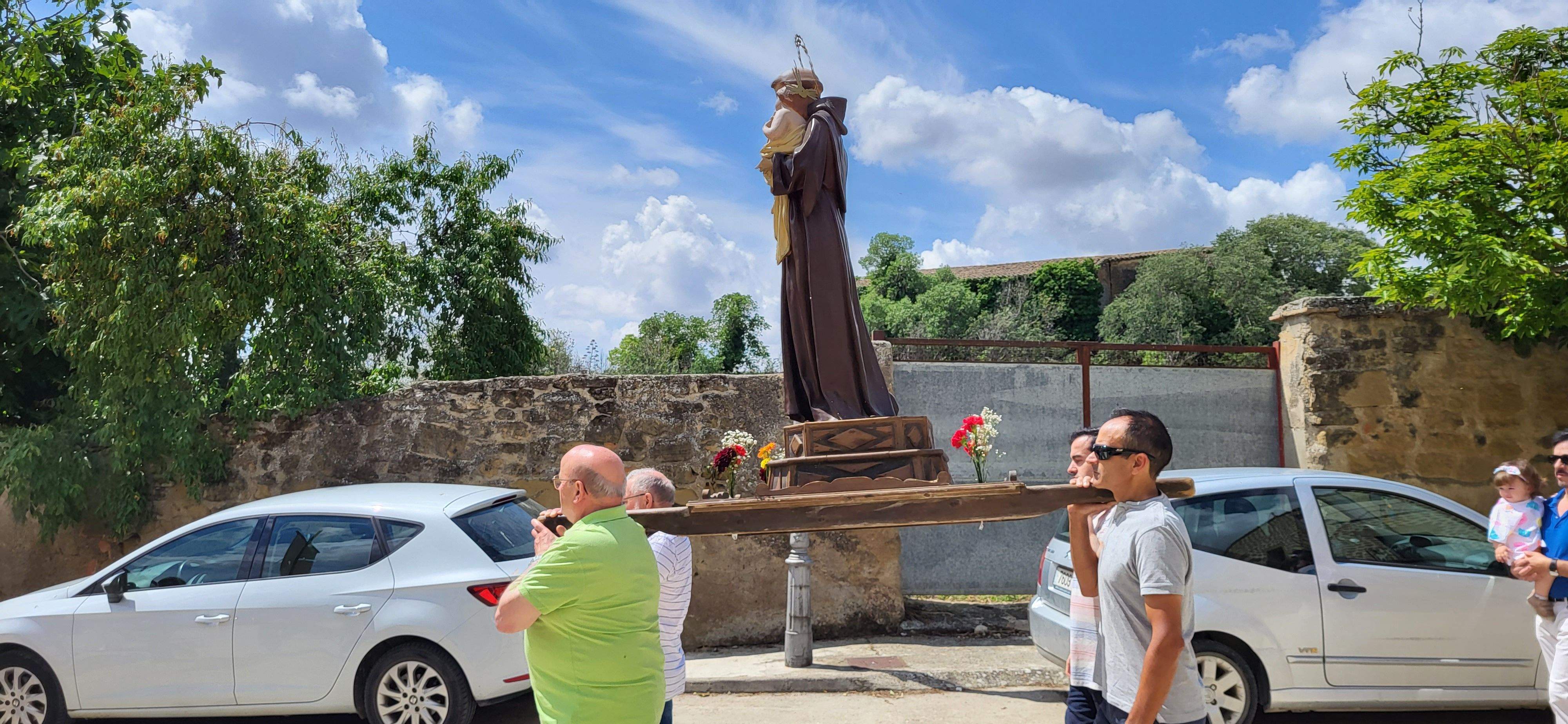 Fiestas en Loporzano en honor a San Antonio. Foto: Mercedes Manterola