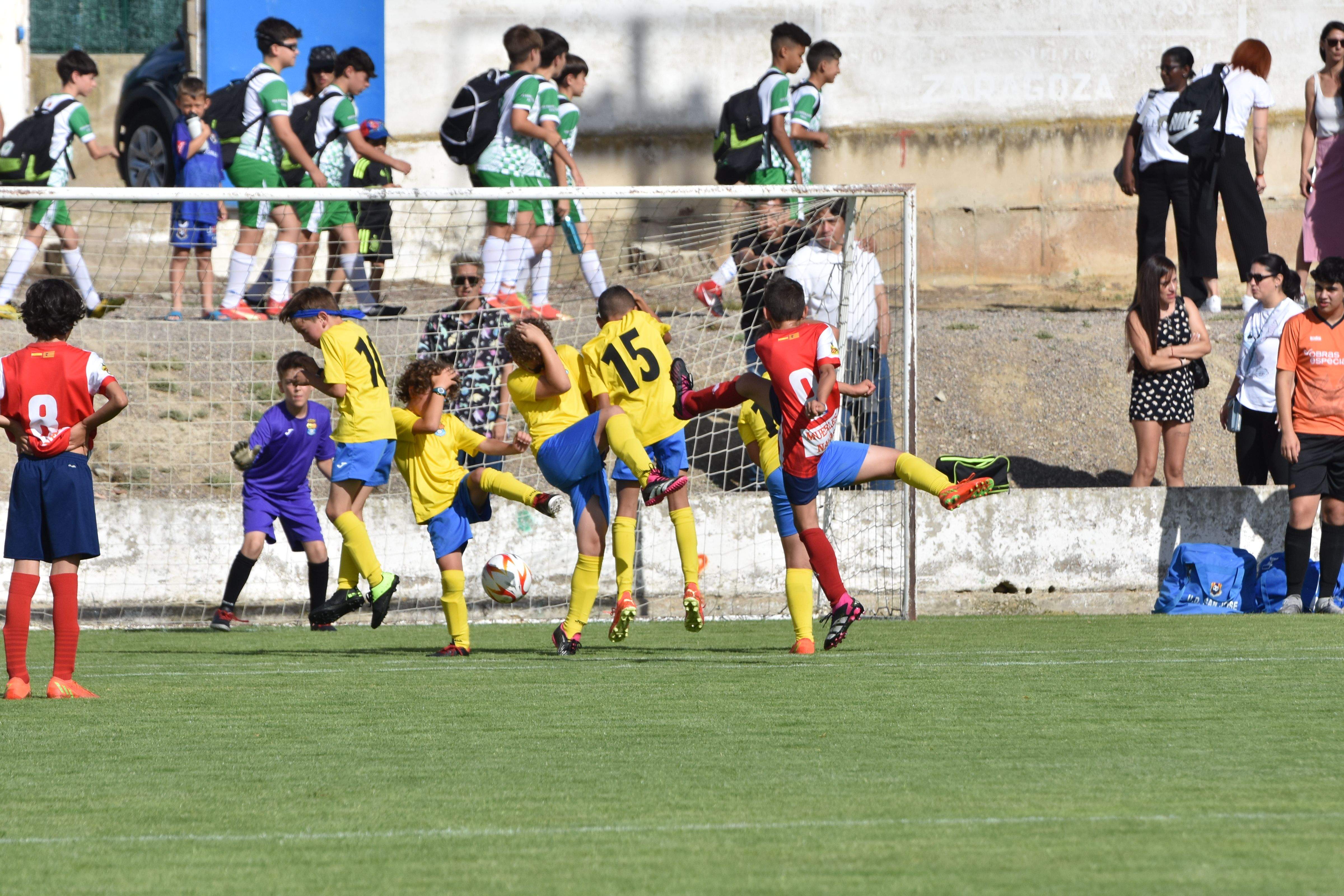XXI Día Deporte Base Almudévar. Foto: Alfredo Royo