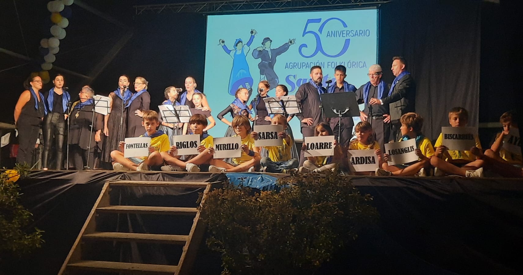 Actuación de la Agrupación Folklorica Santa Leticia. Foto Ayuntamiento de Ayerbe 