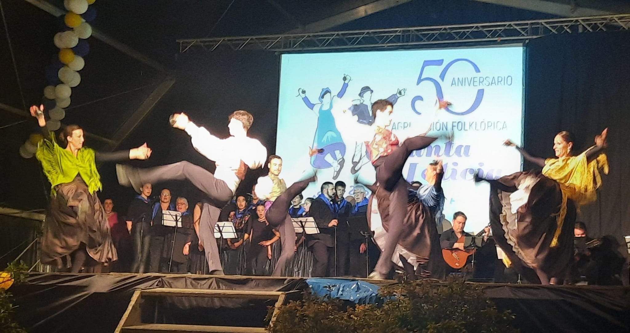 Actuación de la Agrupación Folklorica Santa Leticia. Foto Ayuntamiento de Ayerbe (21)