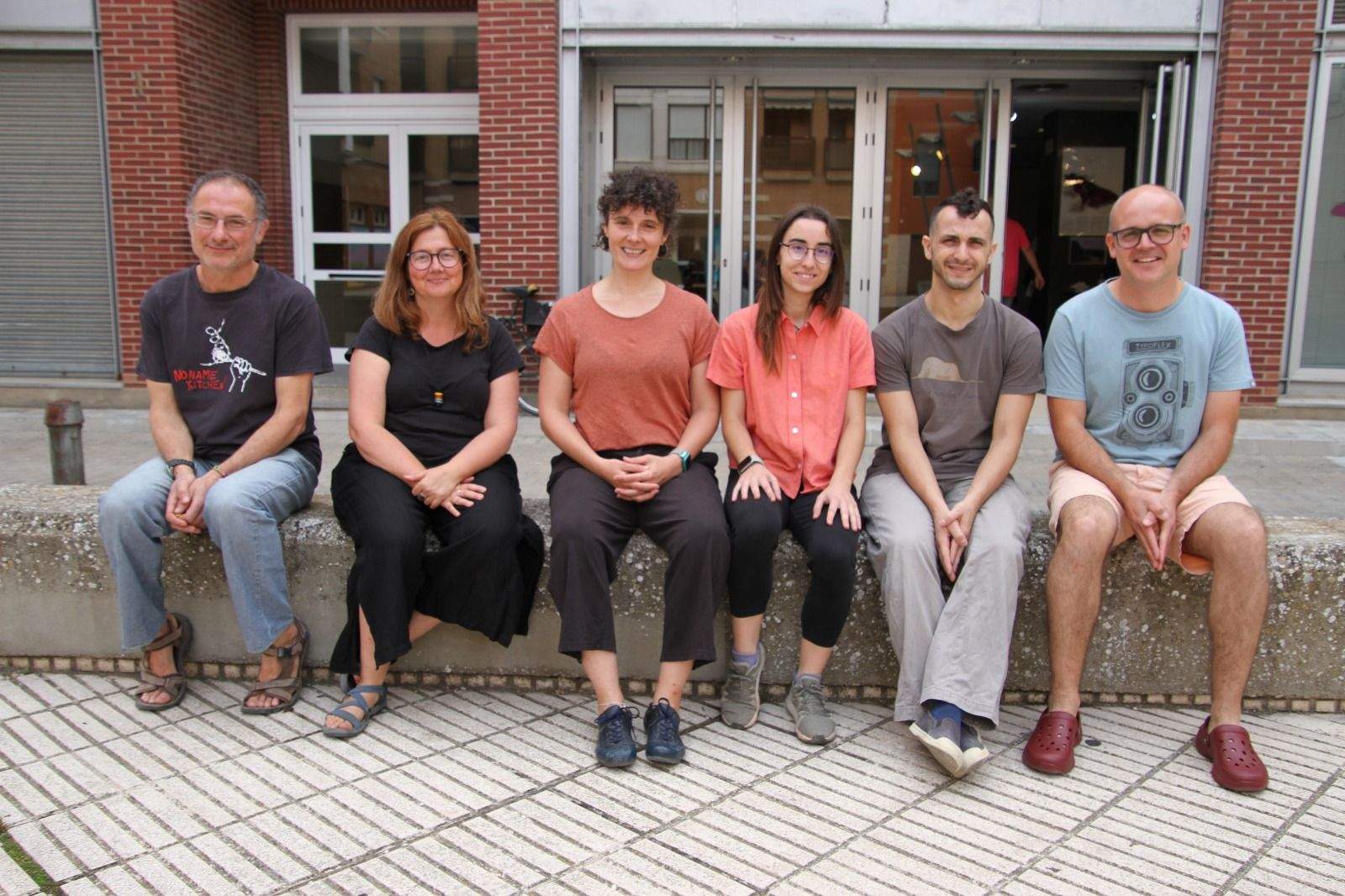 Charla de Ana Moreno y Graciela Gil en el CRMAHU. Foto Carlos Neofato