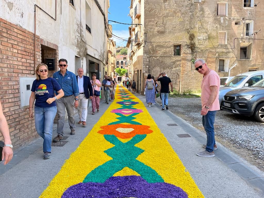 Una de las alfombras del Corpus de Tamarite de Litera.