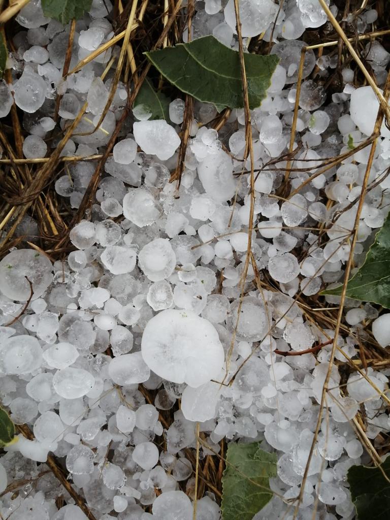 Daños por las fuertes tormentas y granizo en Huesca.