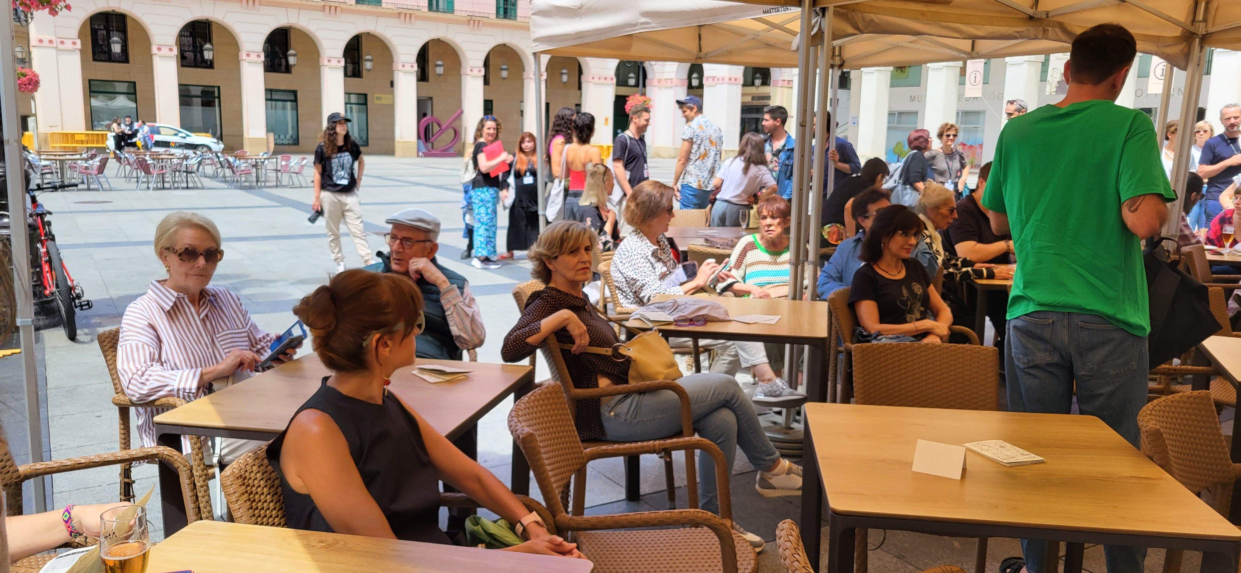 Vermú con... Gaizka Urresti y Nata Moreno. Foto Myriam Martínez