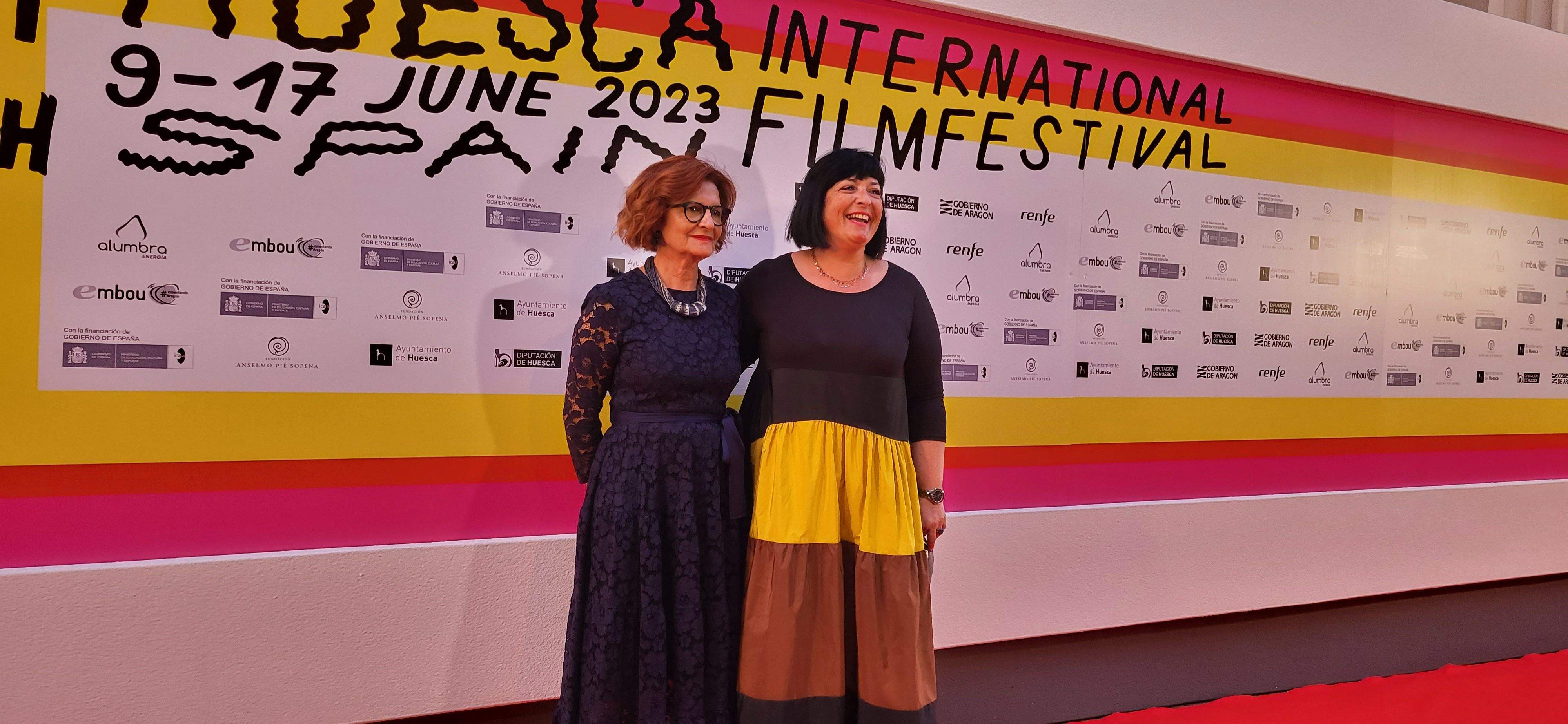 Maribel de Pablo y Ana Lorente (PSOE). Foto Myriam Martínez