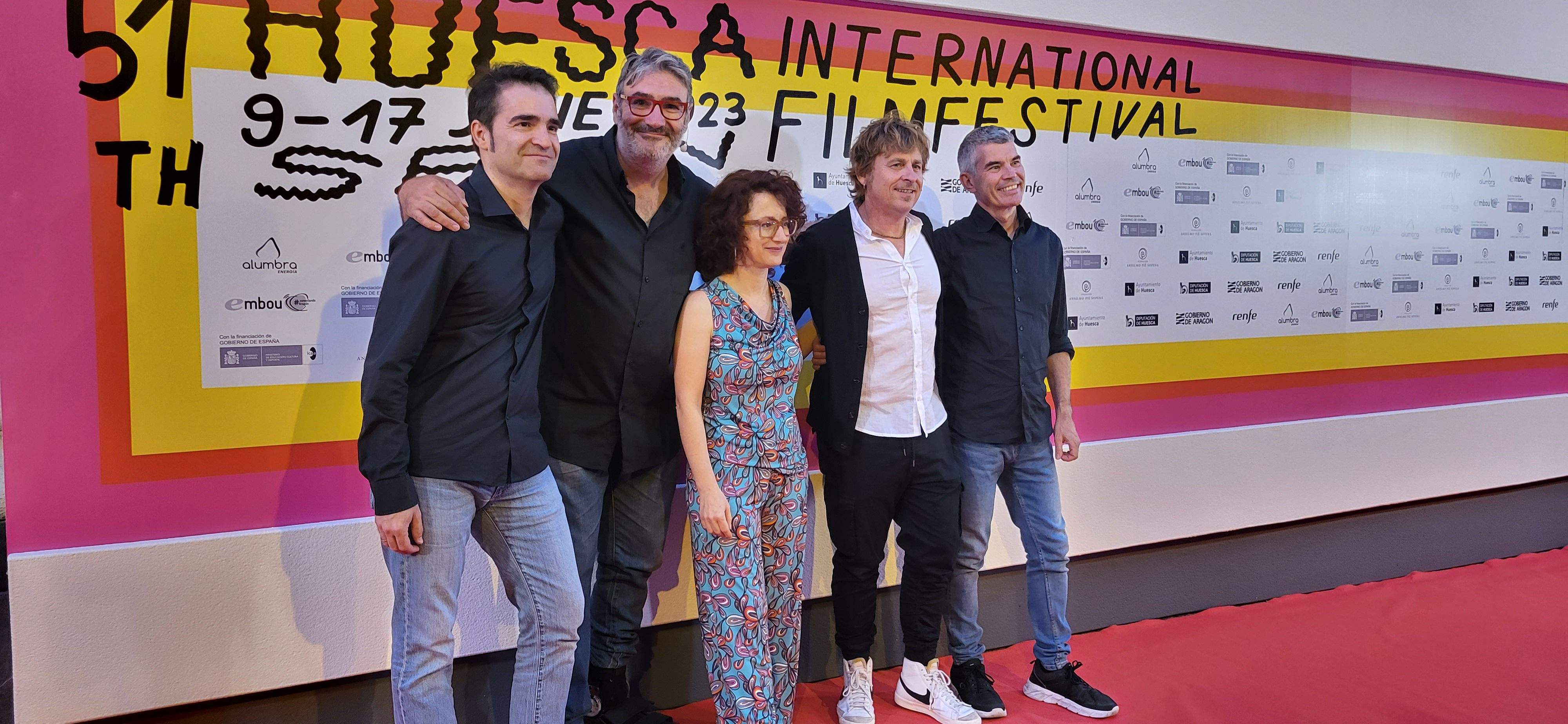 Equipo artístico. Foto Myriam Martínez