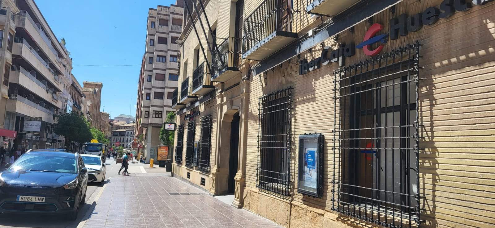 Oficina principal de Ibercaja en el Coso Alto.